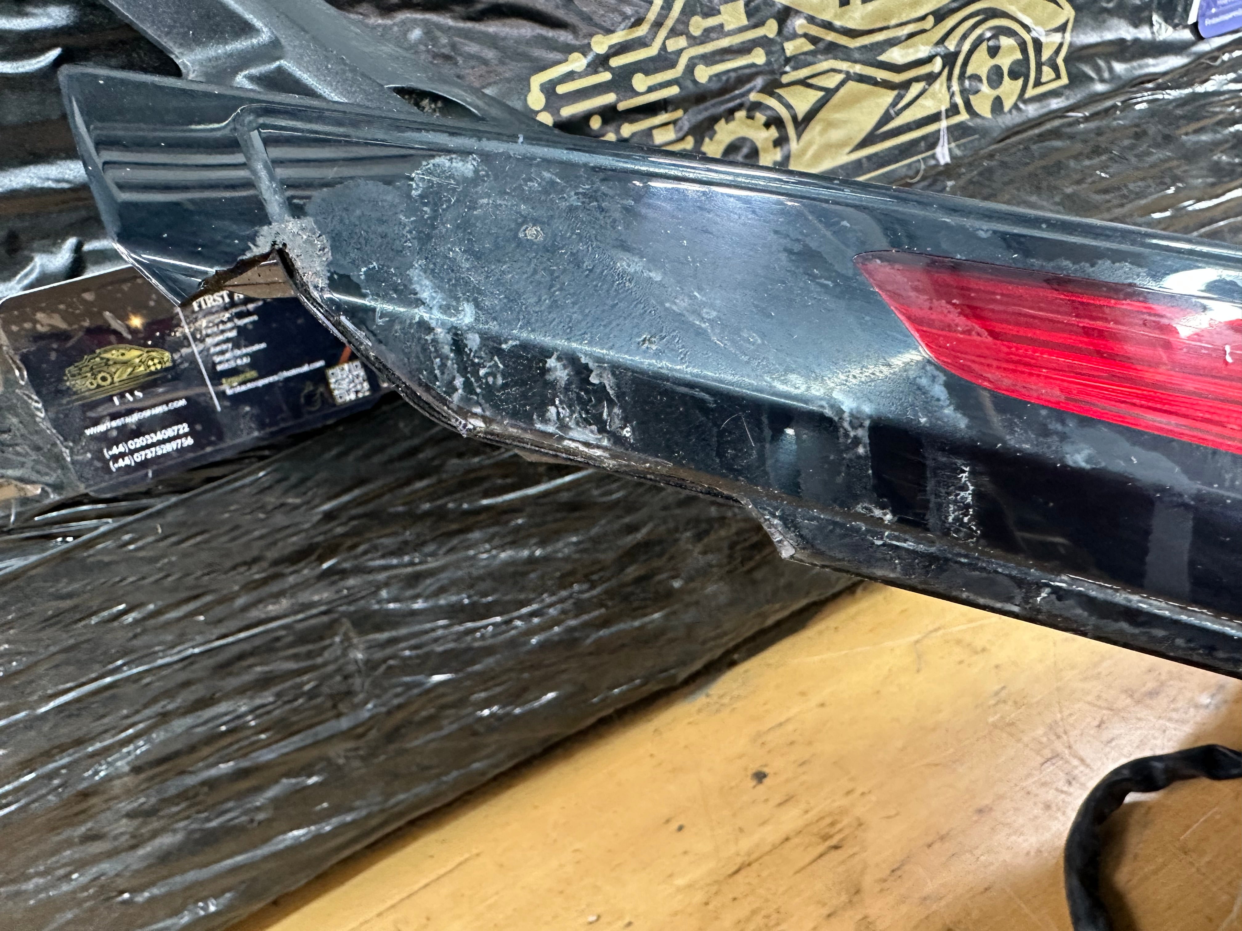 Nissan Leaf ZE1 2017–2024 Passenger Left Rear Tail Light LH (26555-5SH1A)