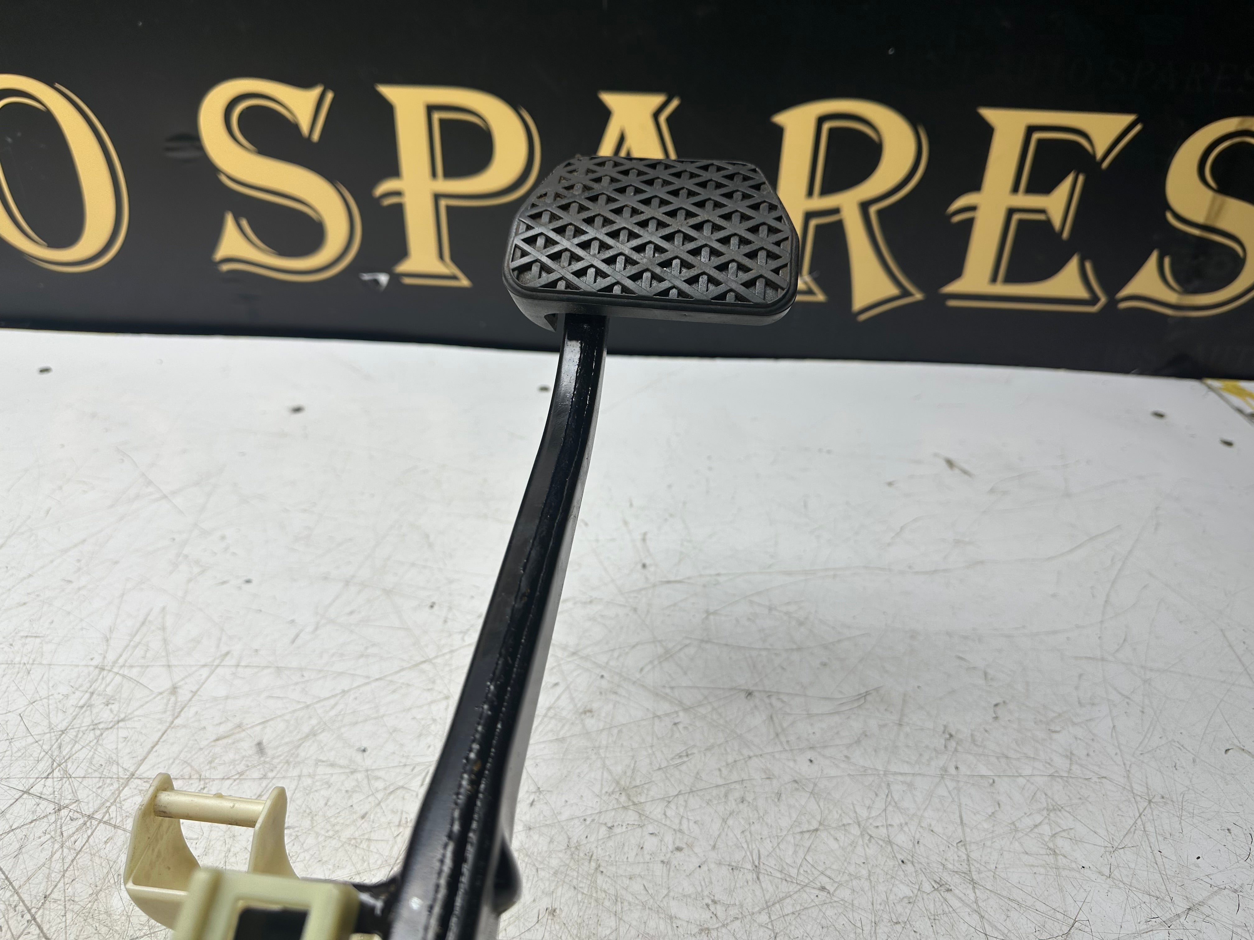 BMW 5 6 7 Series F10 F12 F01 Complete Brake Pedal Assembly (6782666)