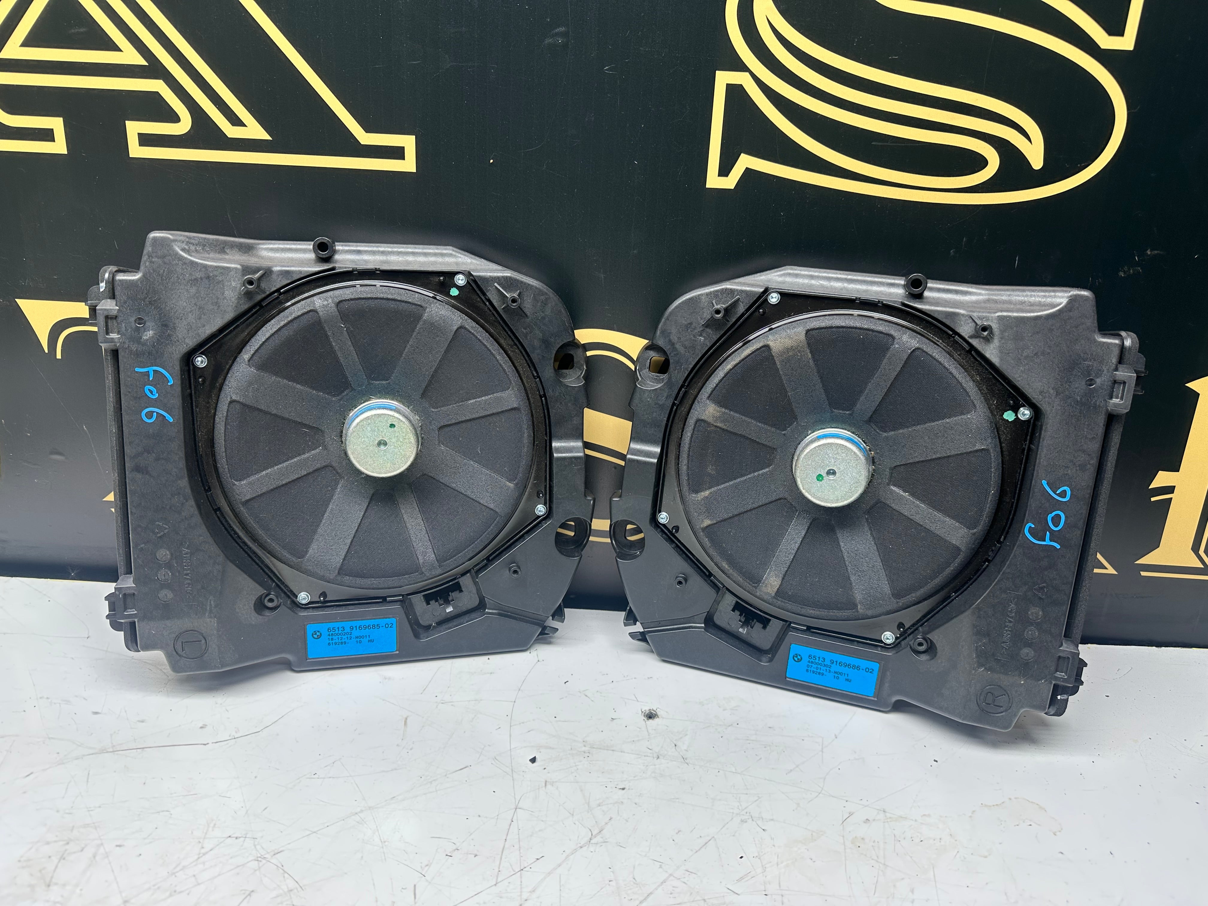 BMW F06 Central Subwoofer Bass Speakers Set (9169685-02) (9169686-02)