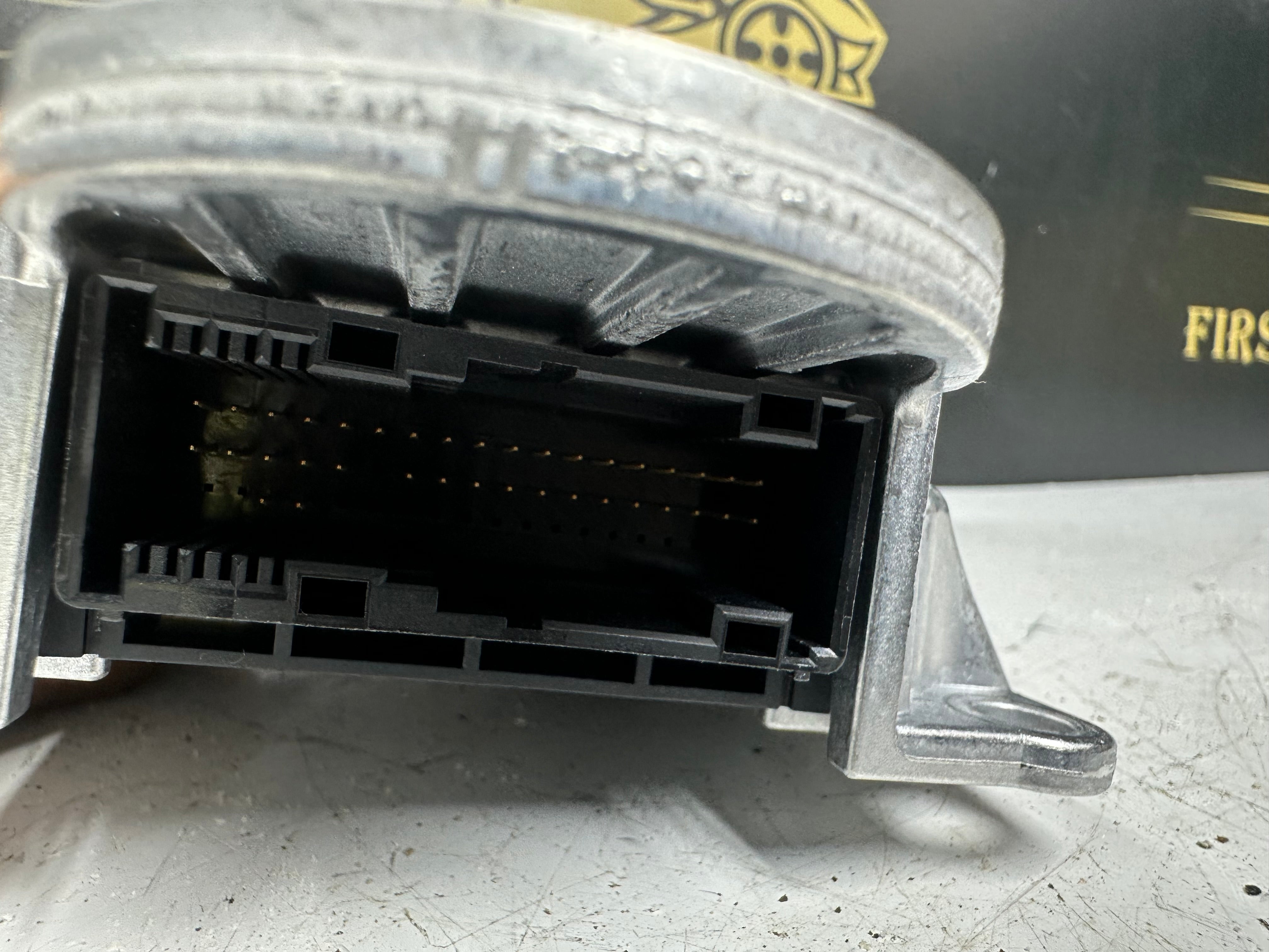 BMW 6 Series F06 F12 F13 Airbag Sensor Module (3452 6850788 01) (6850788)