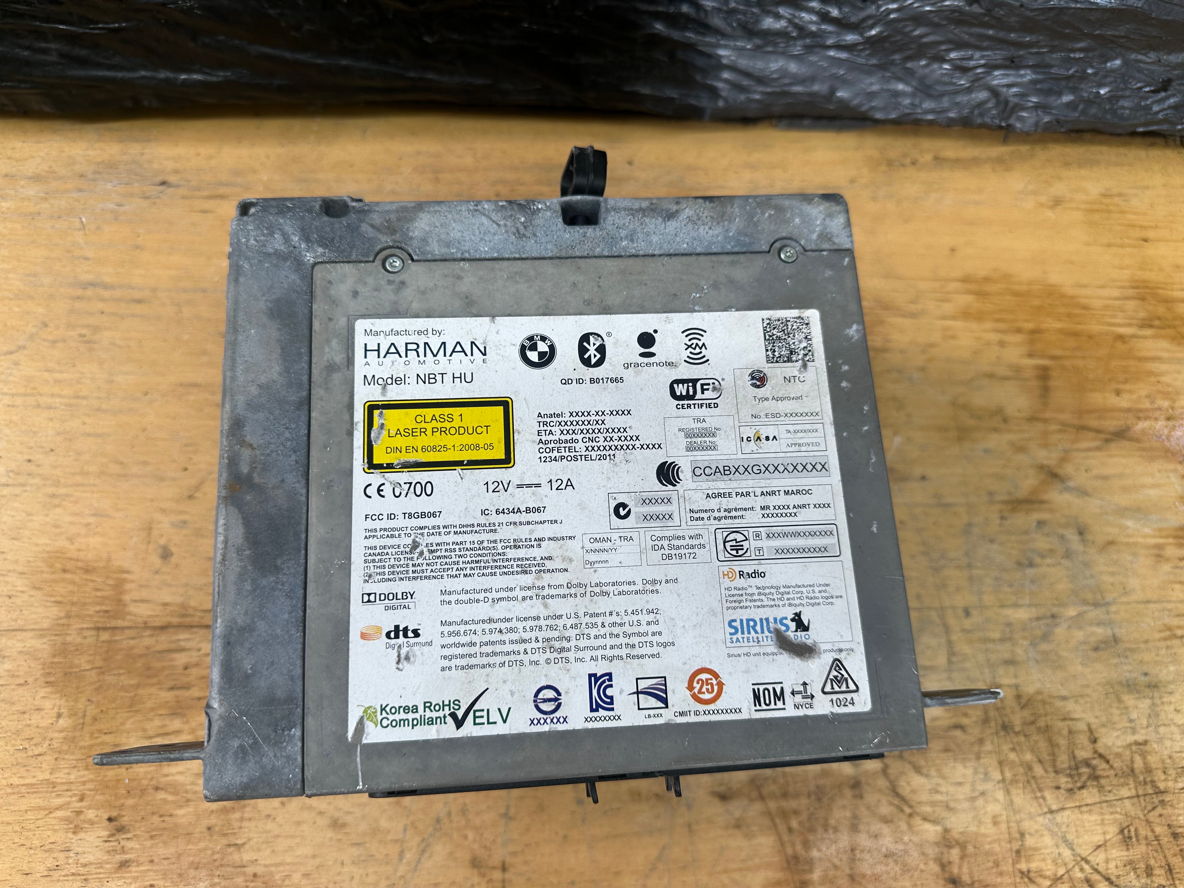 BMW 5 Series 2009-2015 Stereo Radio CD Head Unit (9311035) (931103501)