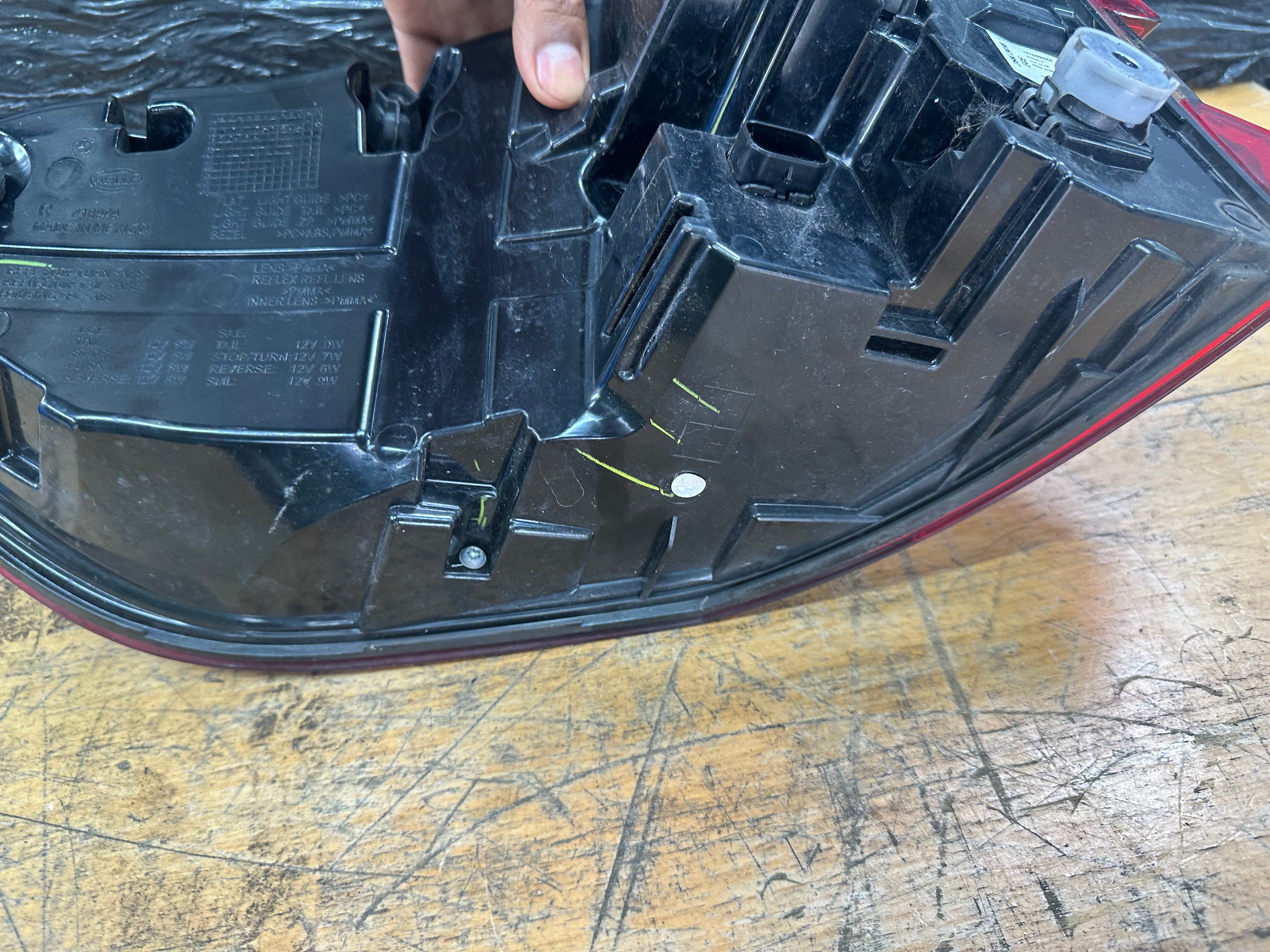 BMW X5 Series G05 2019 Driver's Right Rear Tail Light (H4744226009) (2SK.2418)