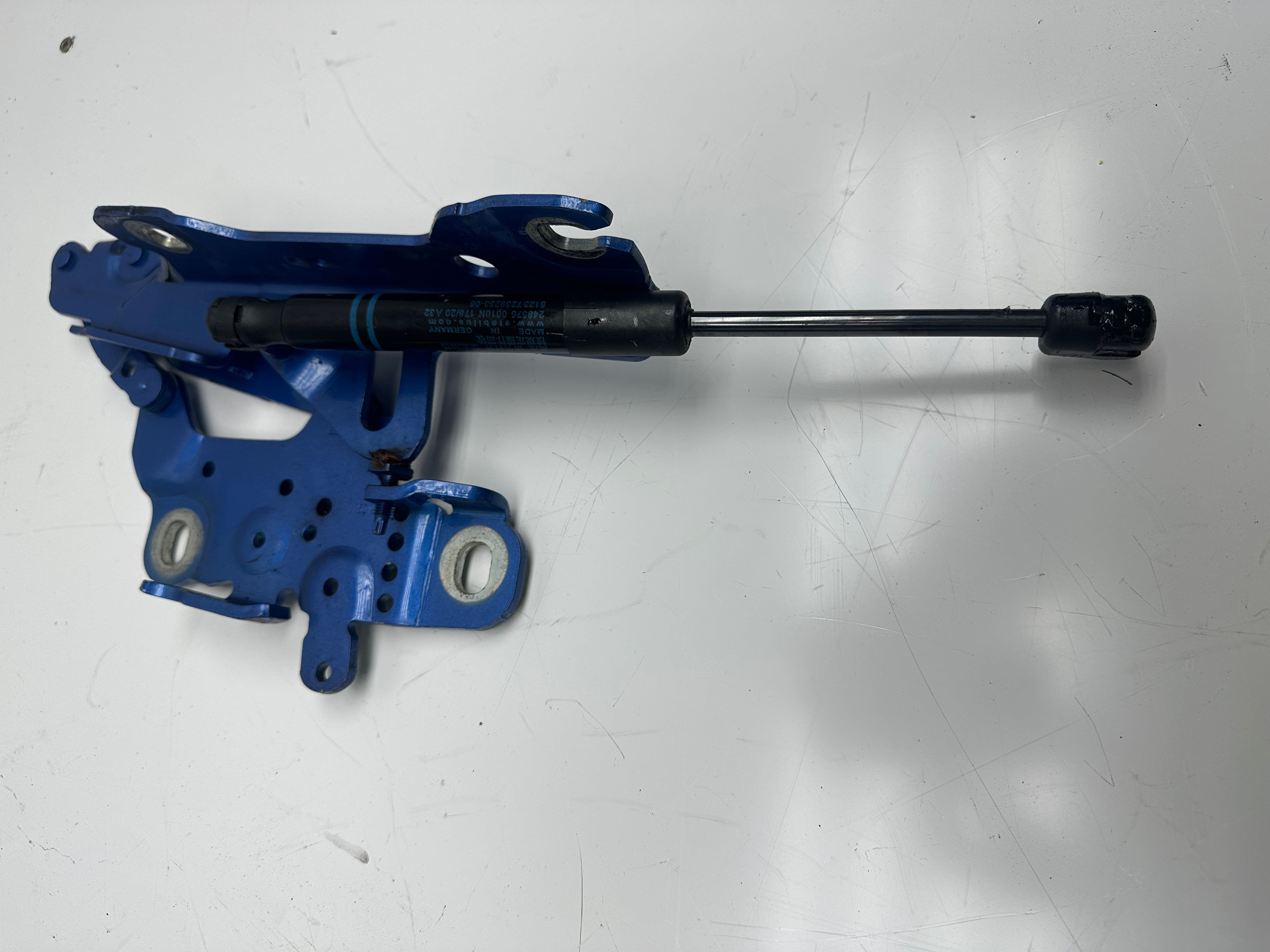 BMW 1, 2, 3 & 4 Series Bonnet Hinges Pair (7335700) (7336699) (139896 10)