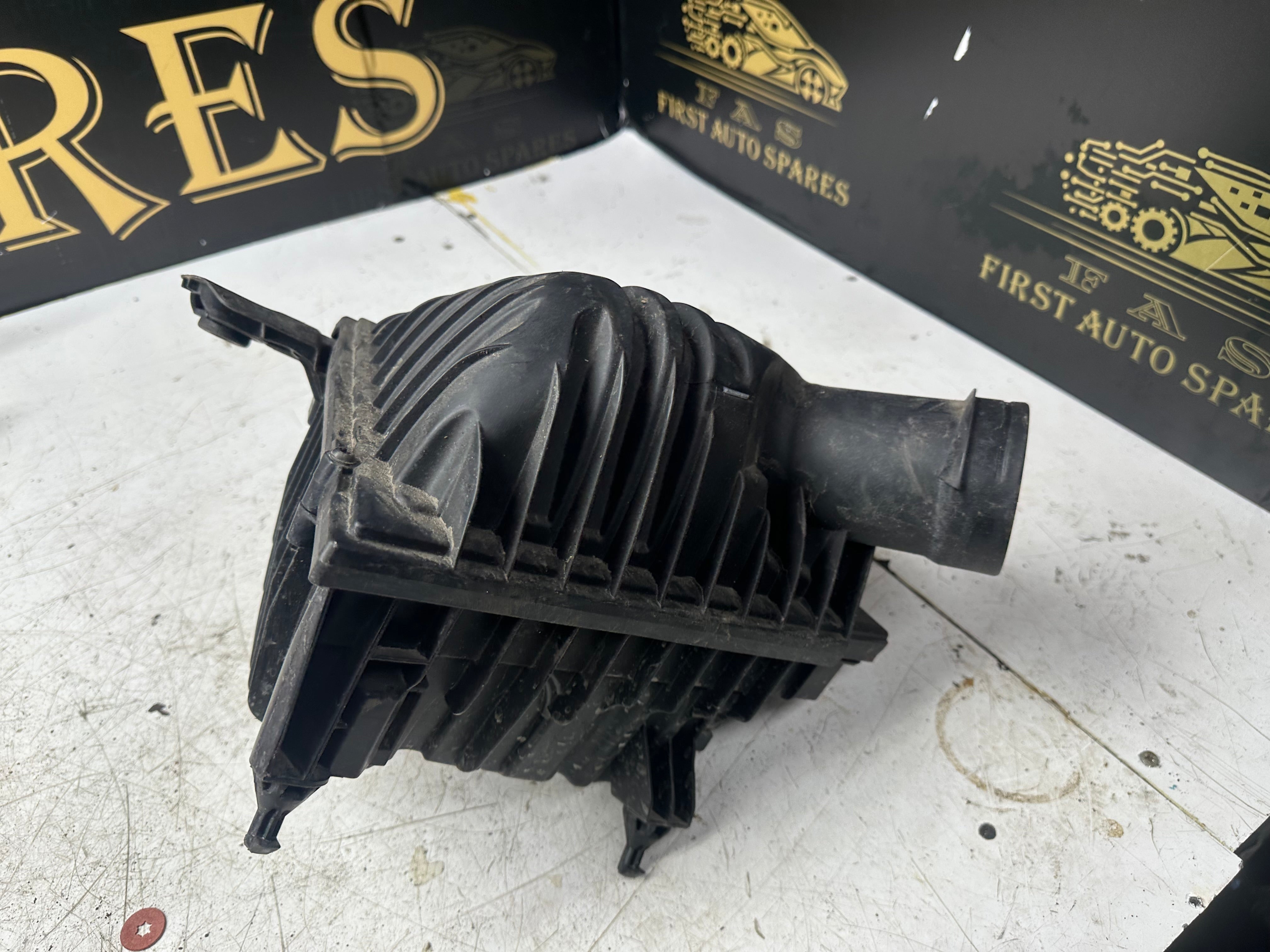 Mini Cooper F56 2018 Sport Air Filter Box 1.5 Petrol (8655834 03)