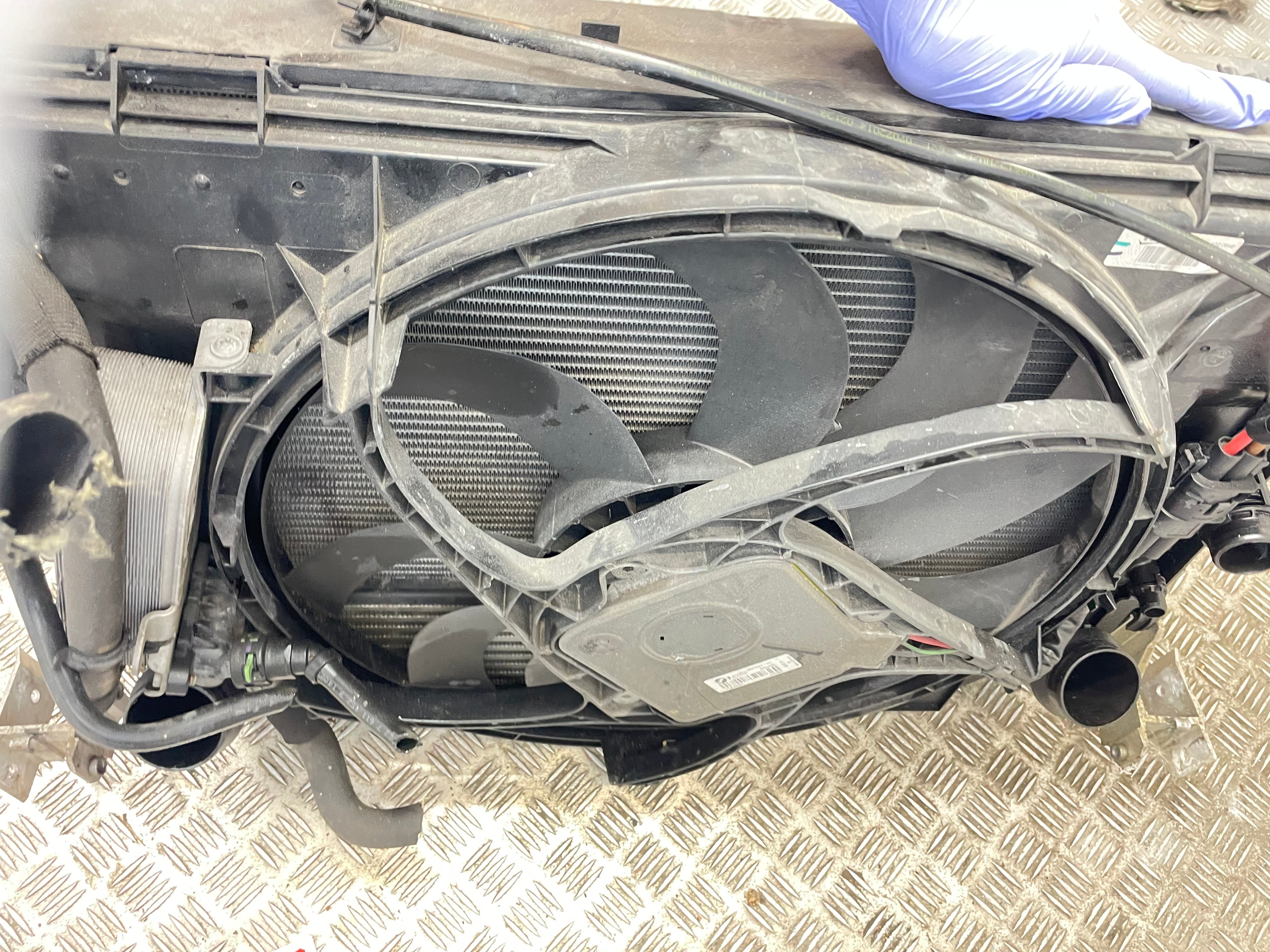 BMW 3 Series F30 Hybrid Front Radiator Pack – 2012–2018 (8672105)