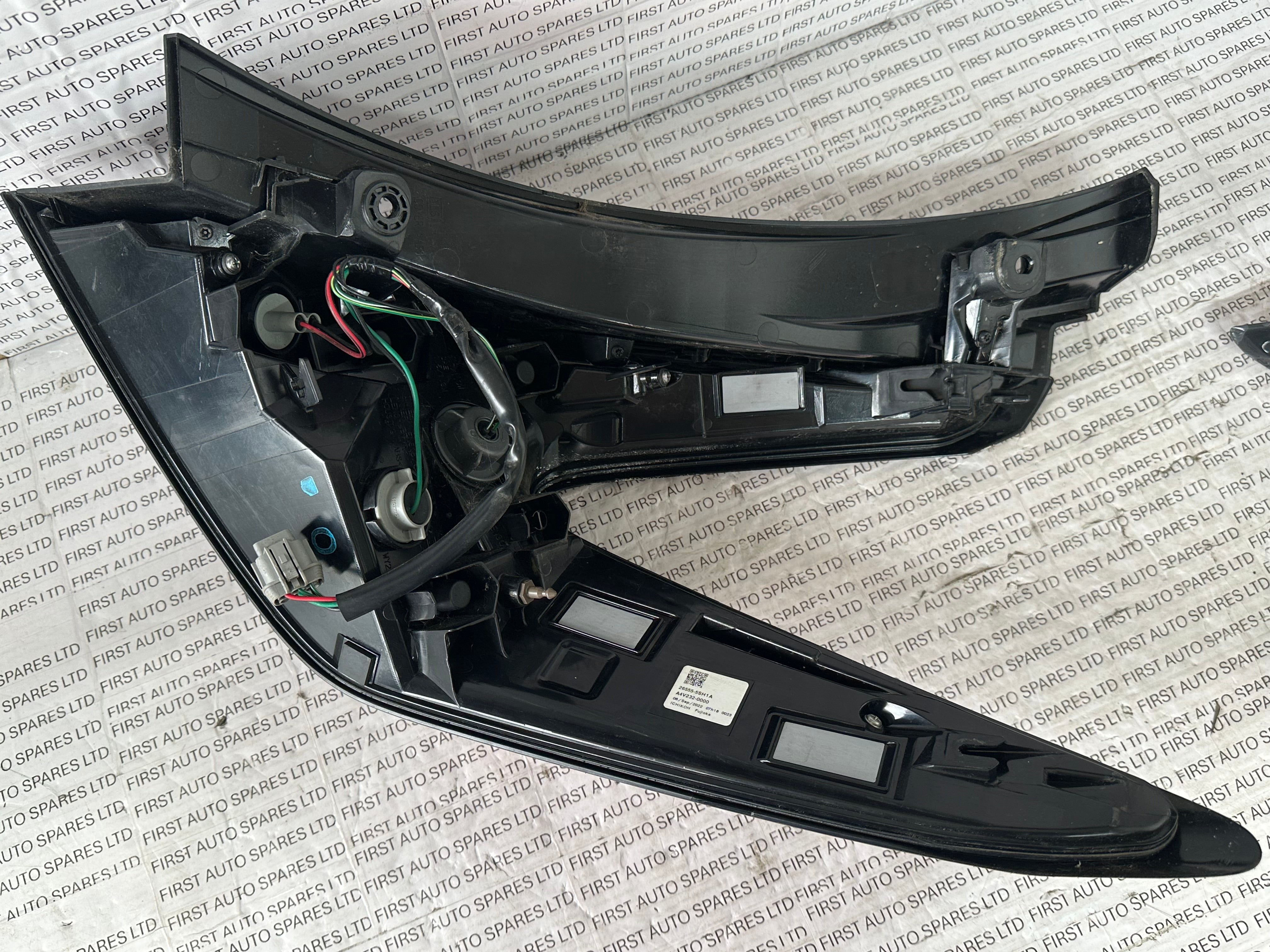 Nissan Leaf 2021 Left Rear Tail Light (26555-5SH1A)