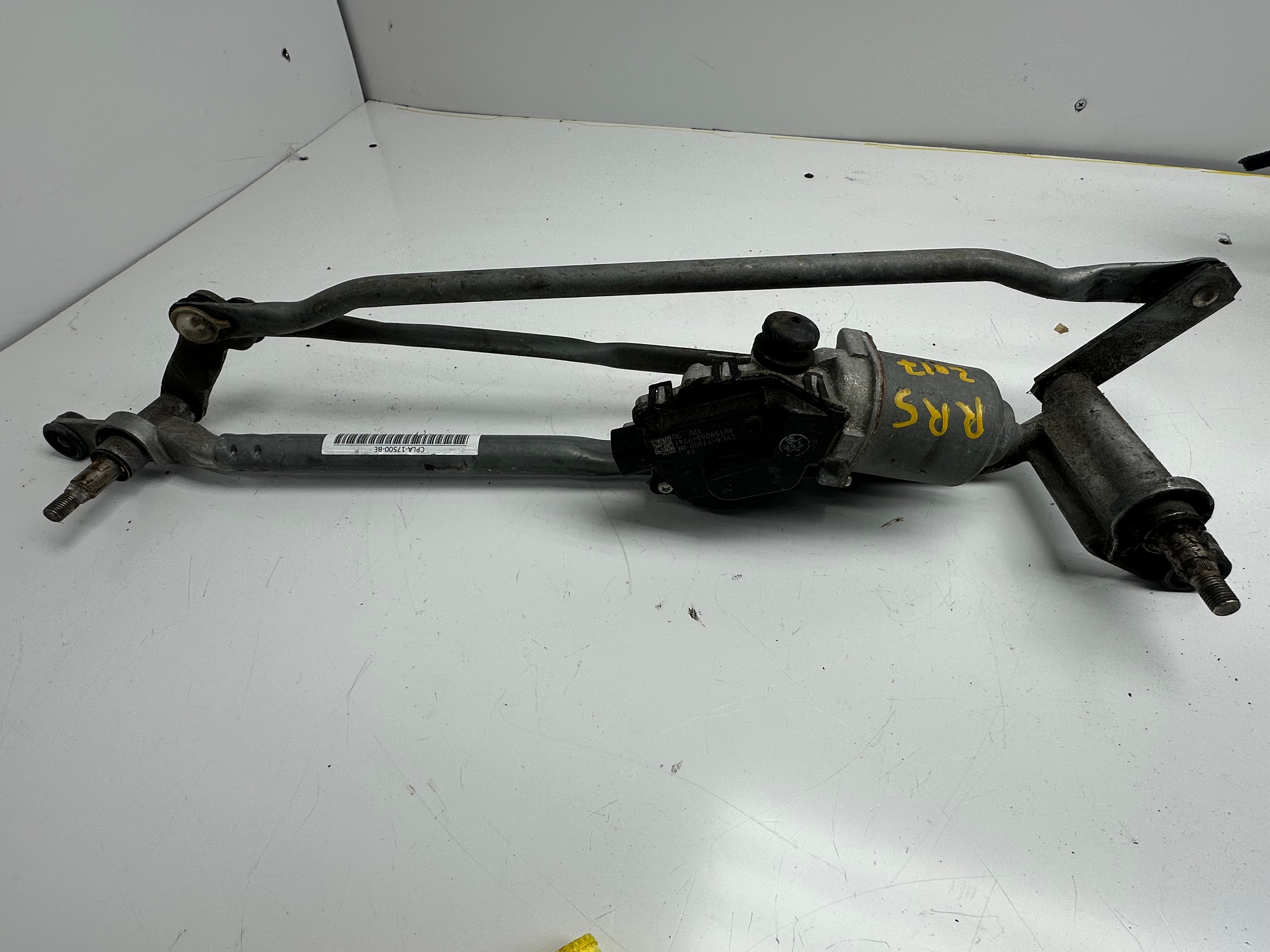 Range Rover Sport L494 Front Wiper Motor & Linkage (CPLA-17500-BE, AV159060-7741)