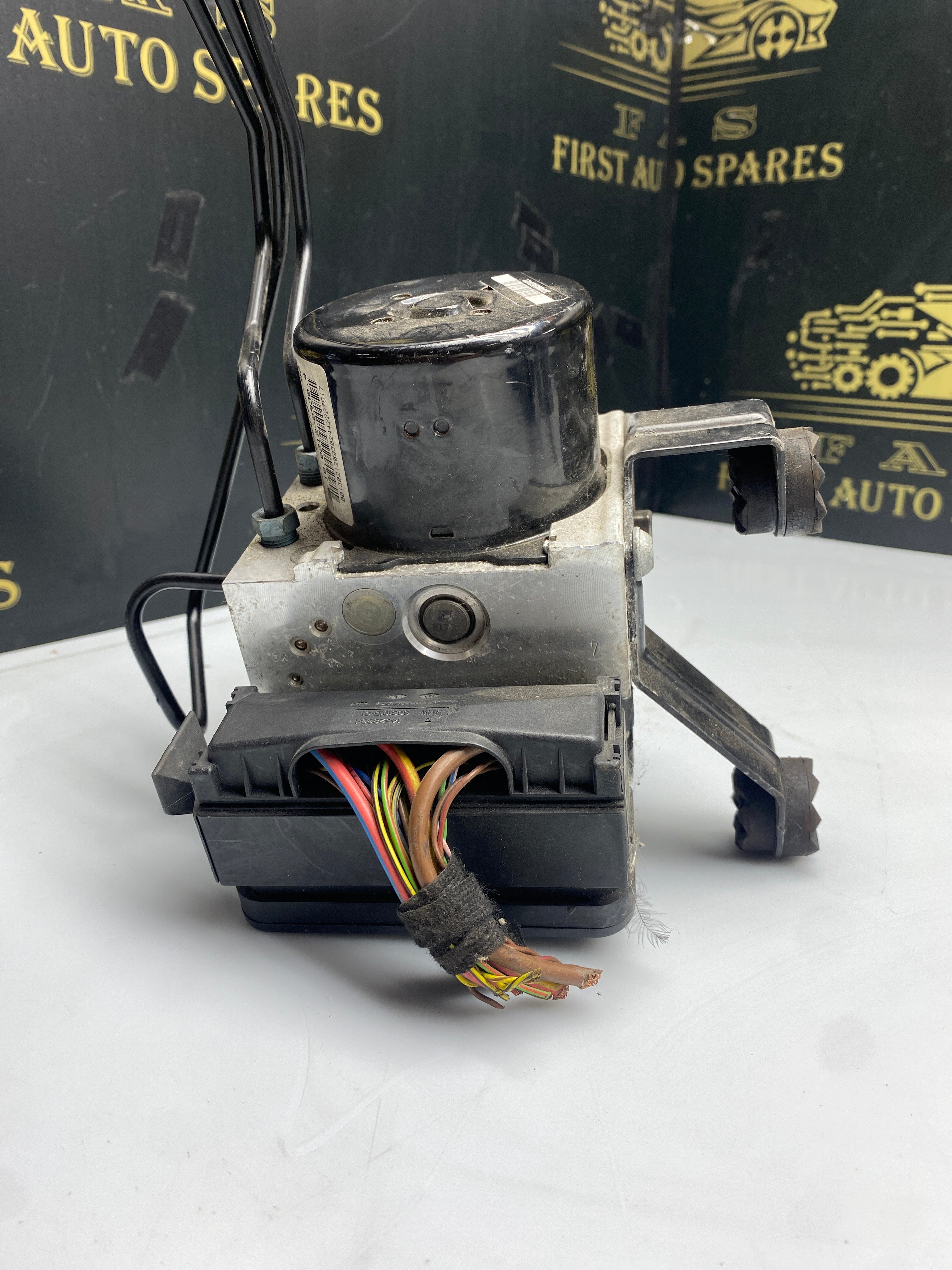 BMW 3 Series F30 ABS Pump & DSC Control Module – 2012–2019 (6860731 / 6860730)