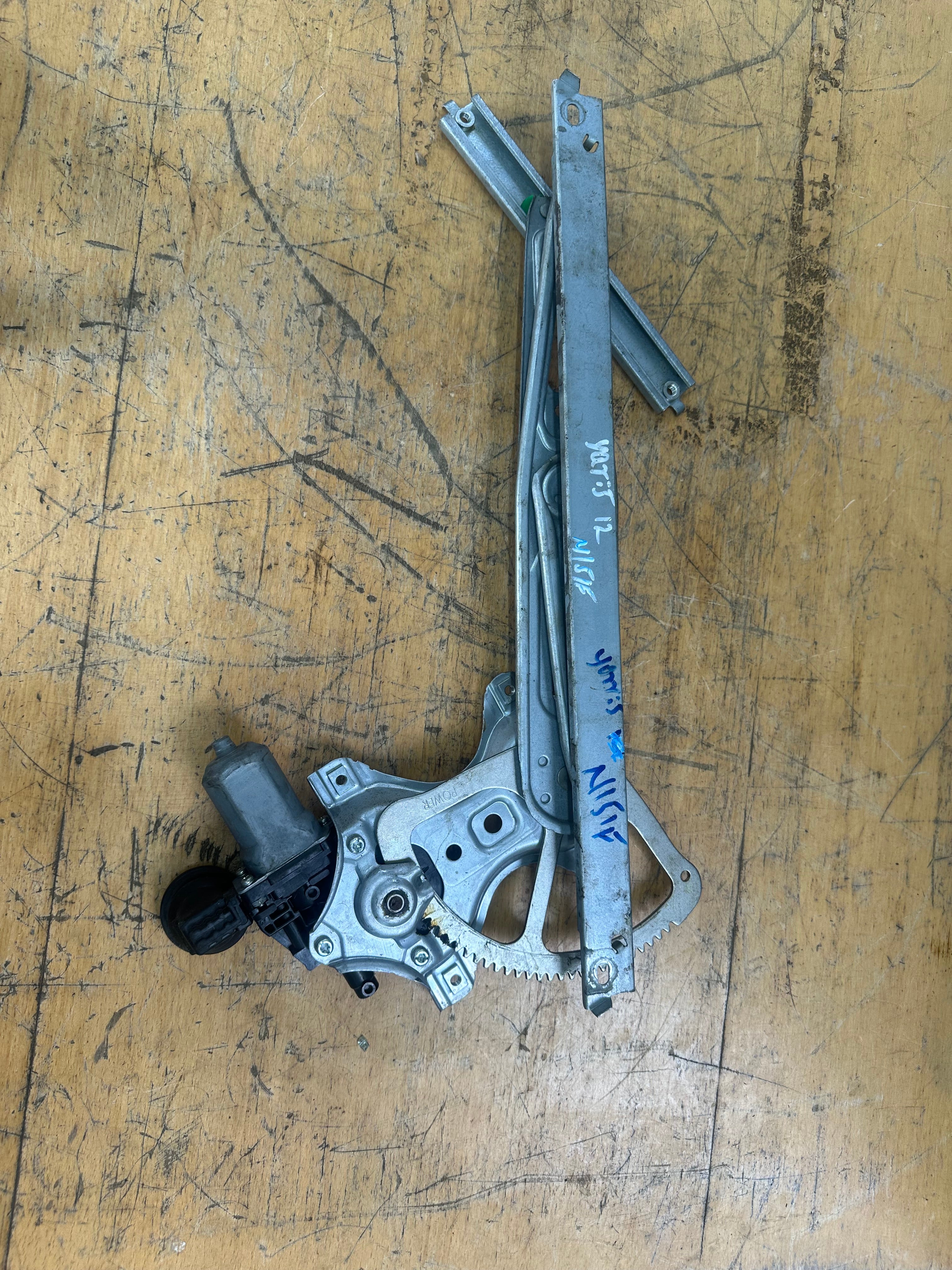 Toyota Yaris 2012 Rear Left N/S/F Window Regulator (85720-0D120)