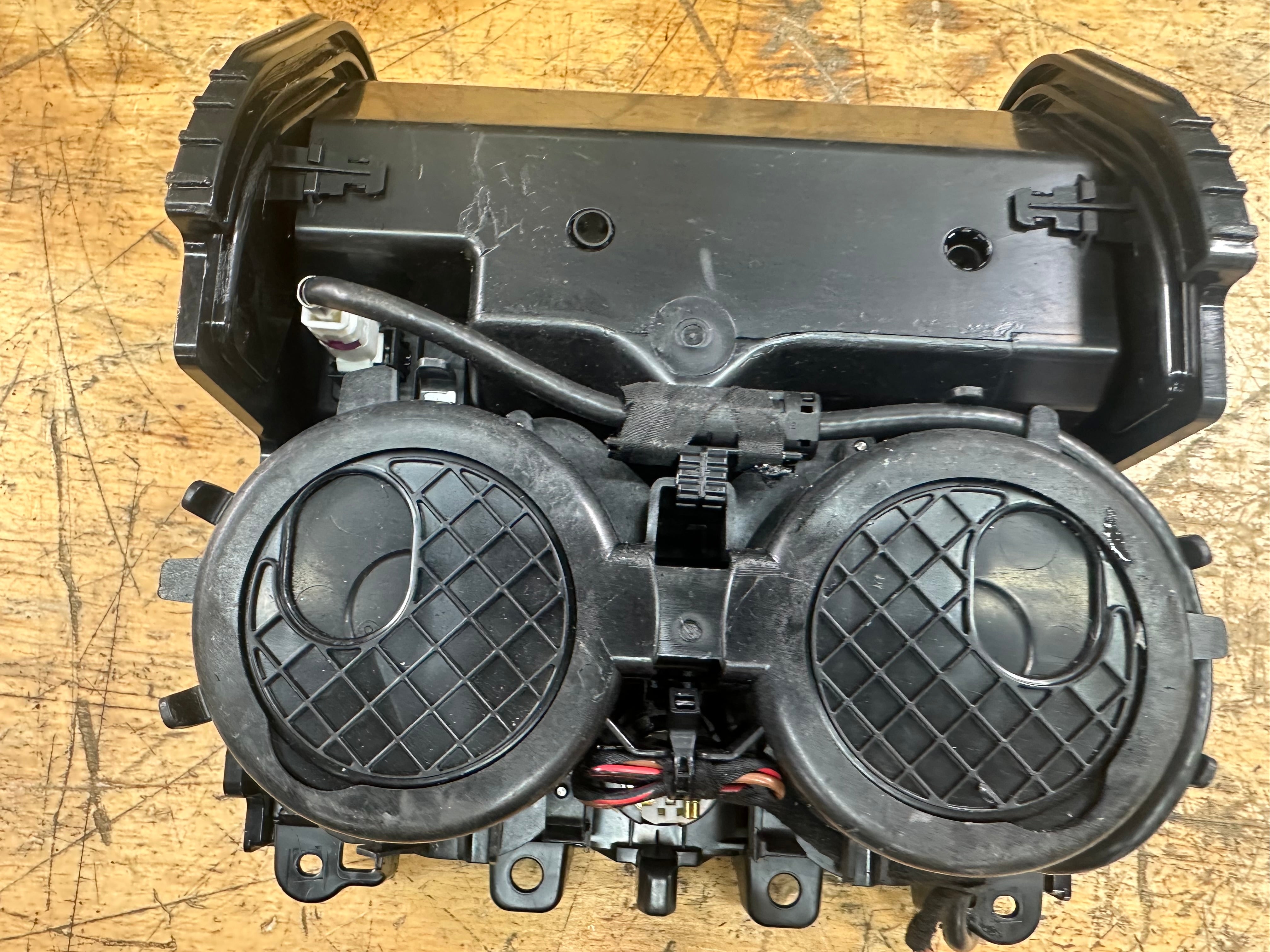 BMW X3 Series F97 G01 Centre Console Front Cup Holder (5A192C2) (119164)