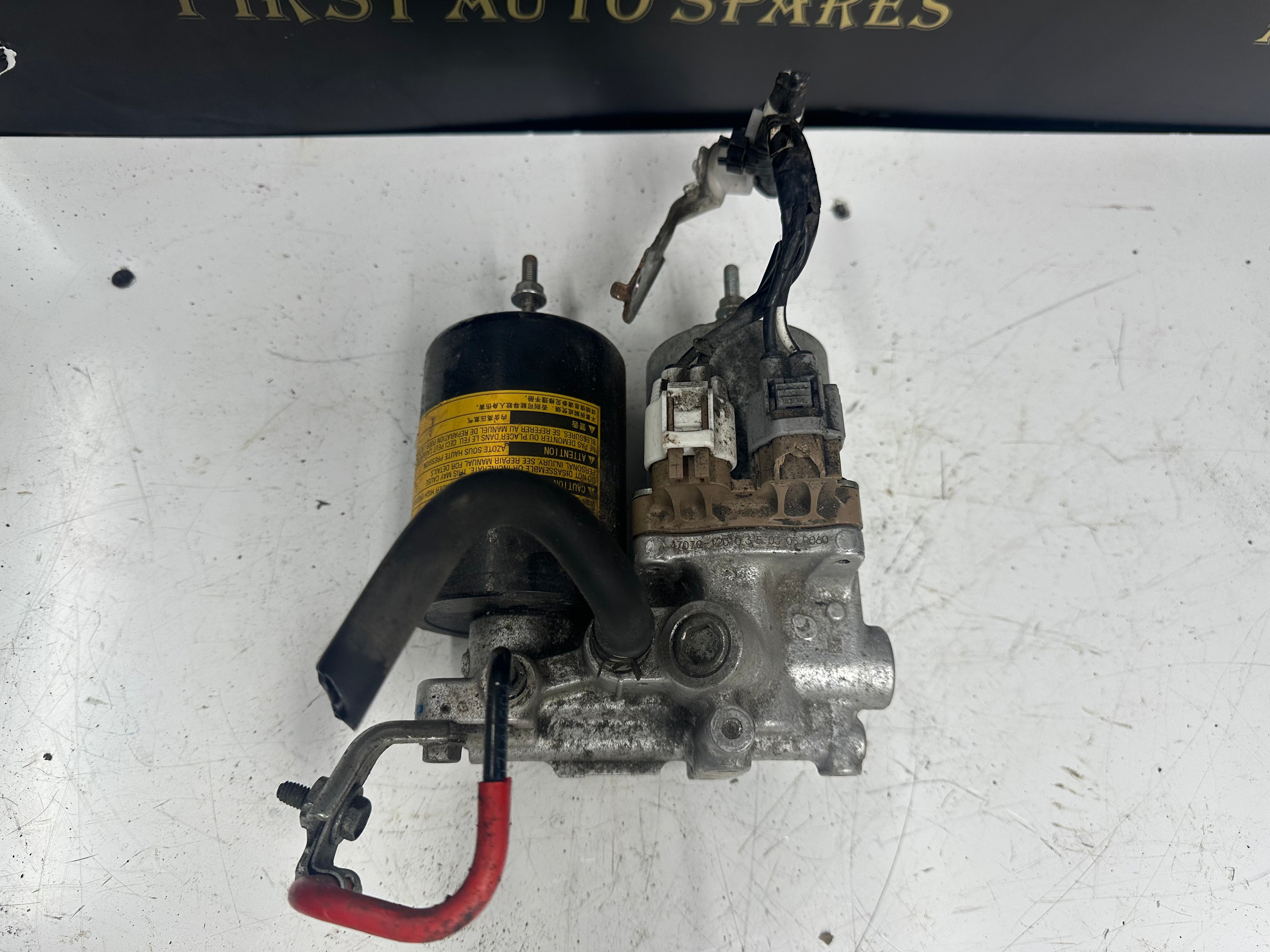 Toyota Auris Hybrid Brake Booster (47070-12010)(47070-12010 3 5 03 05 R060)