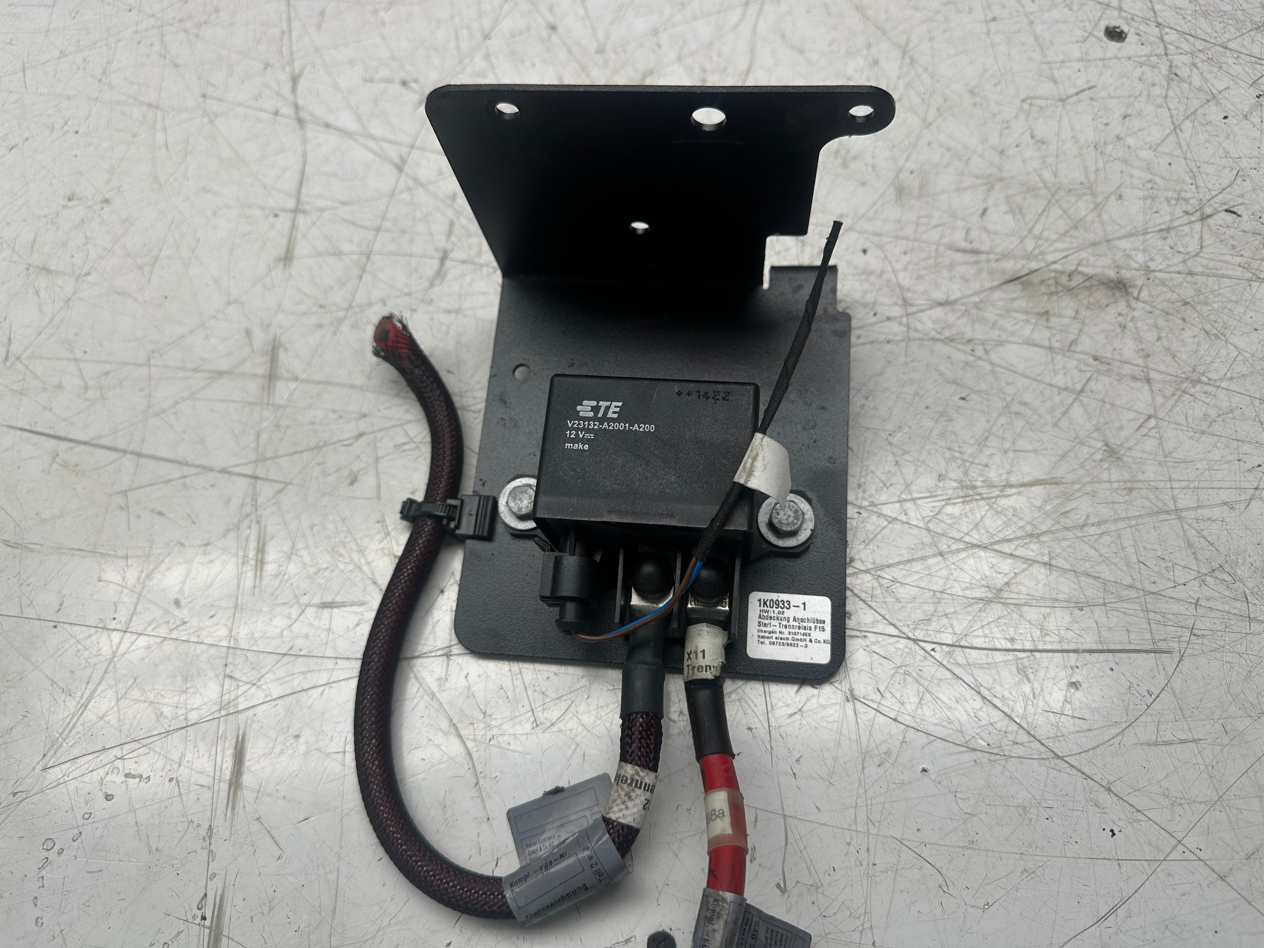 TE Relays 12VDC 300 Amp Automotive Current Relay (V23132-A2001-A200)