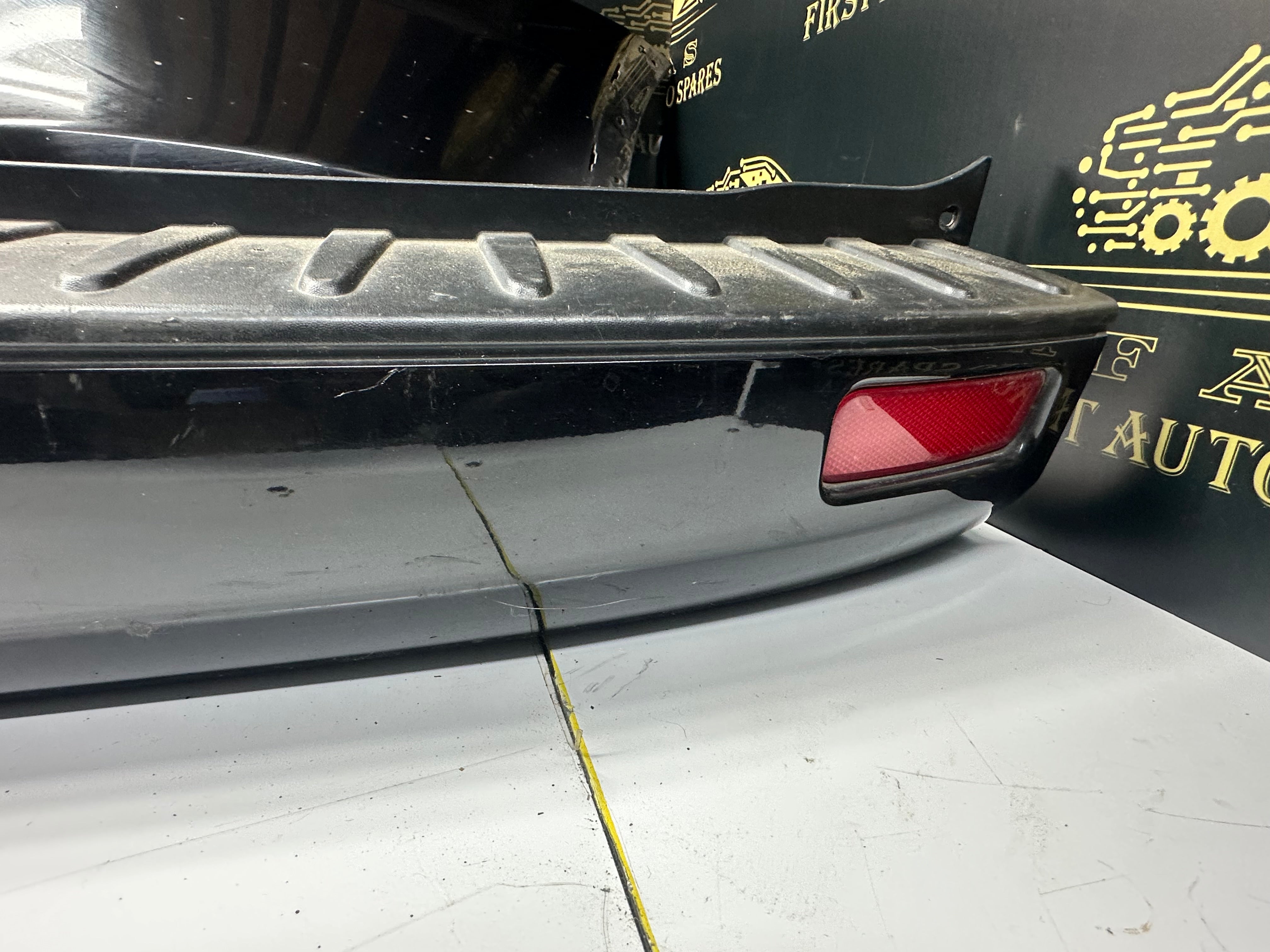 Ford Transit Custom Mk8 Complete 2021-2023 Rear Bumper with Parking Sensor (KK2T-15K868-CBD) (JK21-17E962-PA) (BK21-17927AA) (BK21-17926AA)