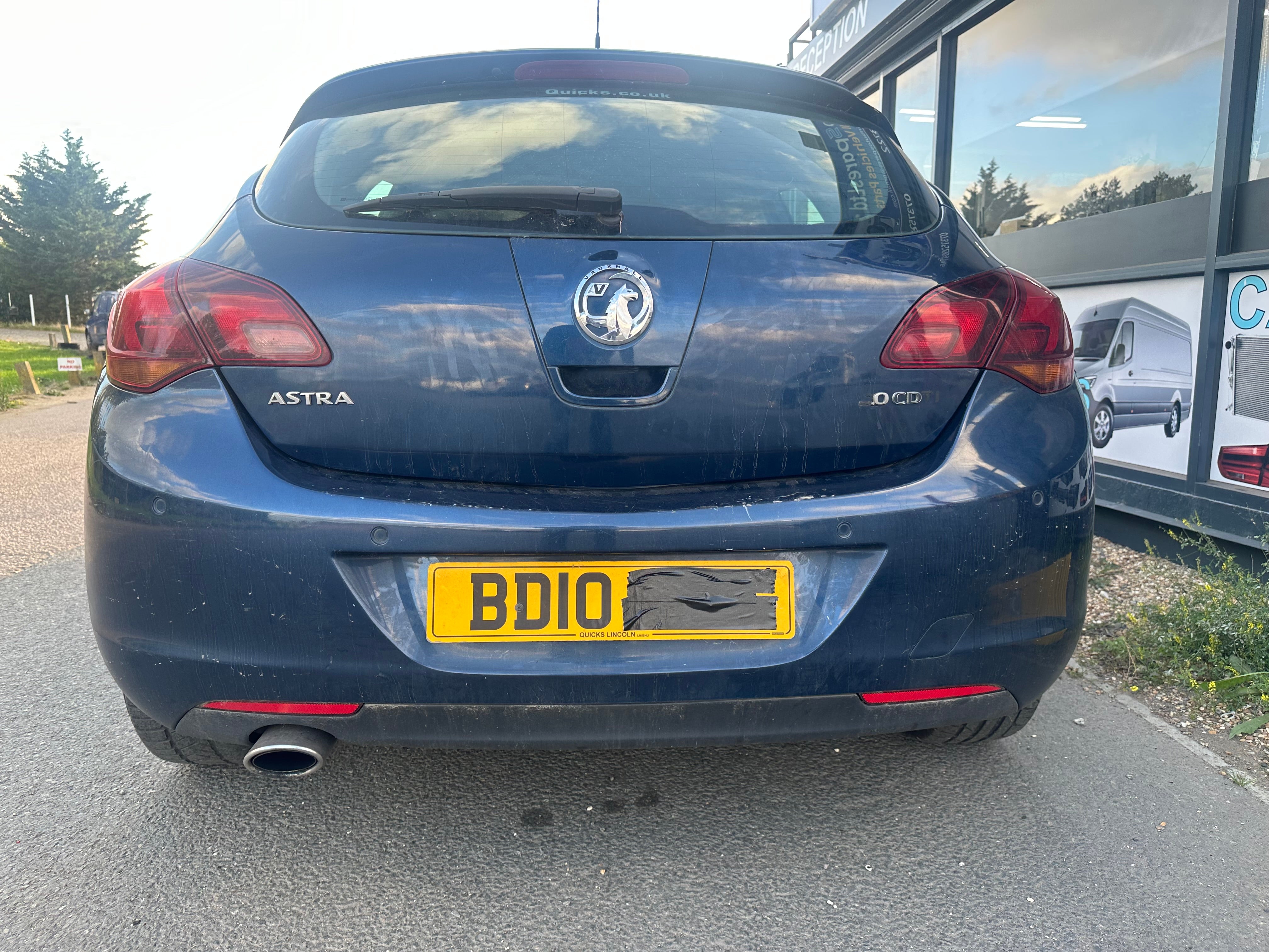 Vauxhall Astra SRi CDTi 2010 For Parts or Full Vehicle Sale (Price For A Wheel Nut Only)