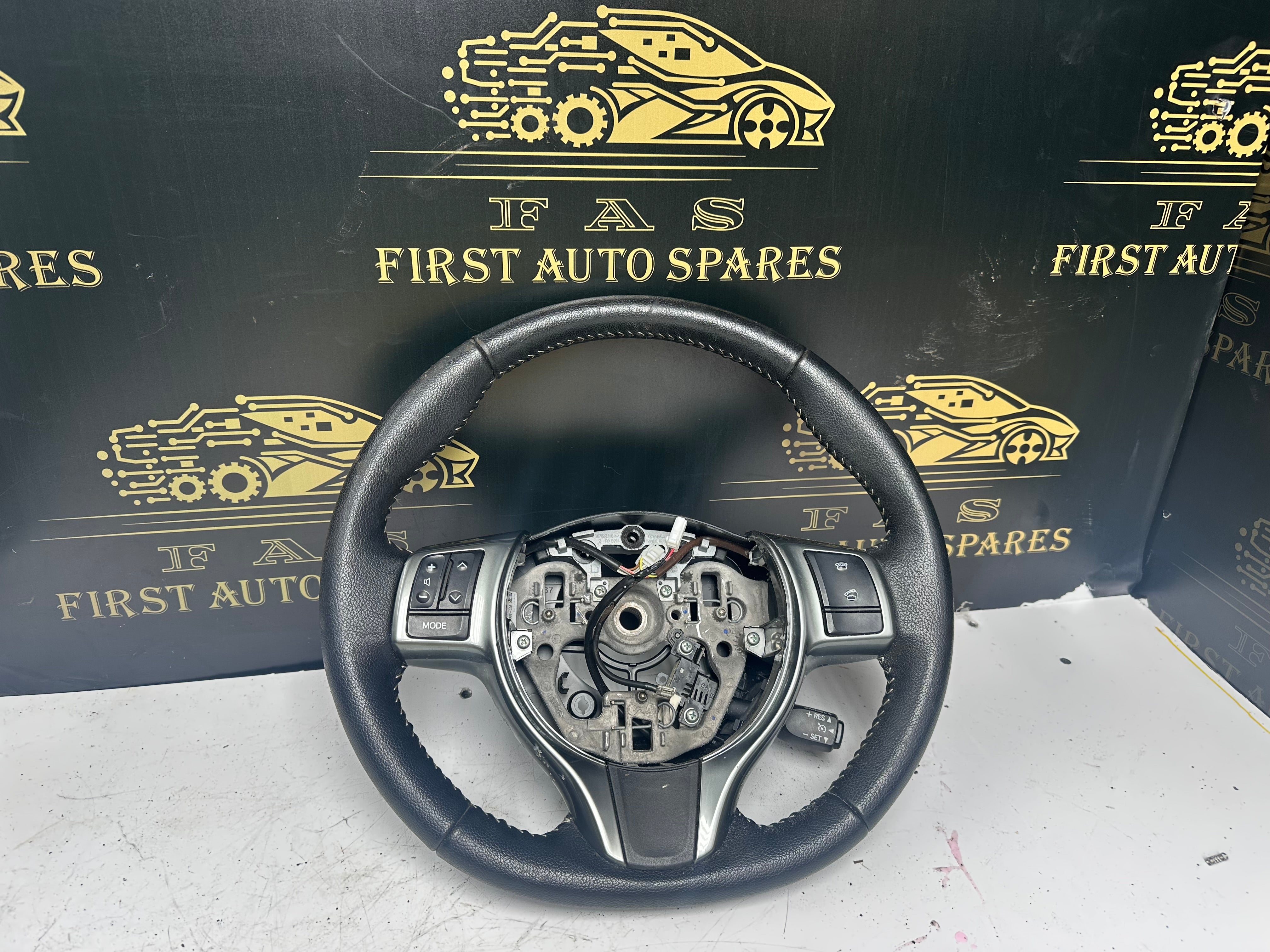 Toyota Yaris Steering Wheel (306744199B2S-AD) (45100-OD490C9) (306744181B2S-AD)