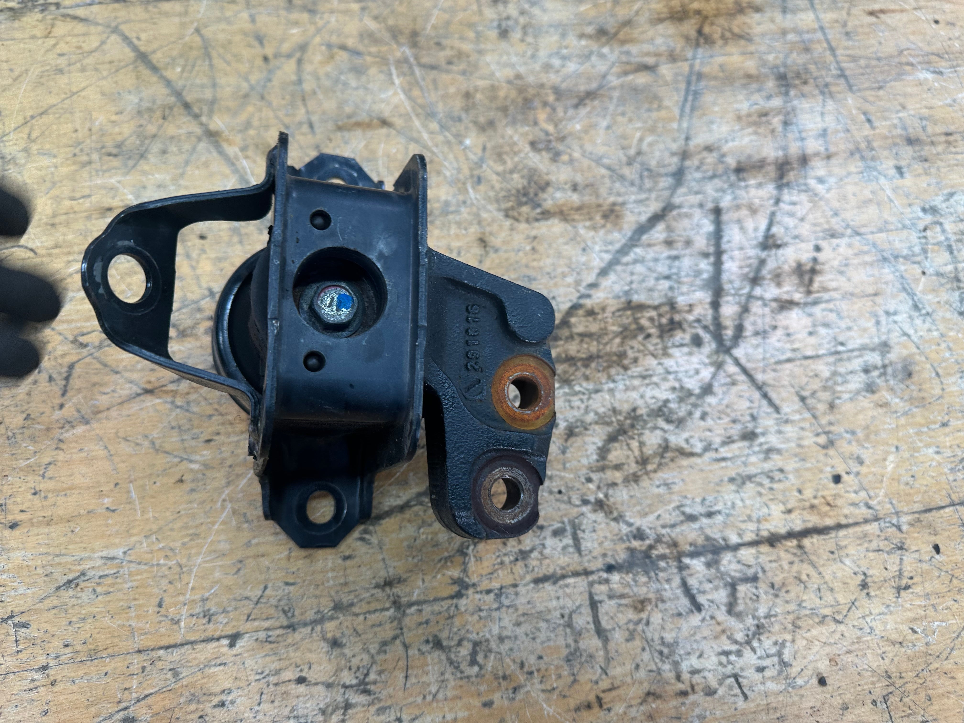 Toyota Aygo 2014-2022 Engine Mount