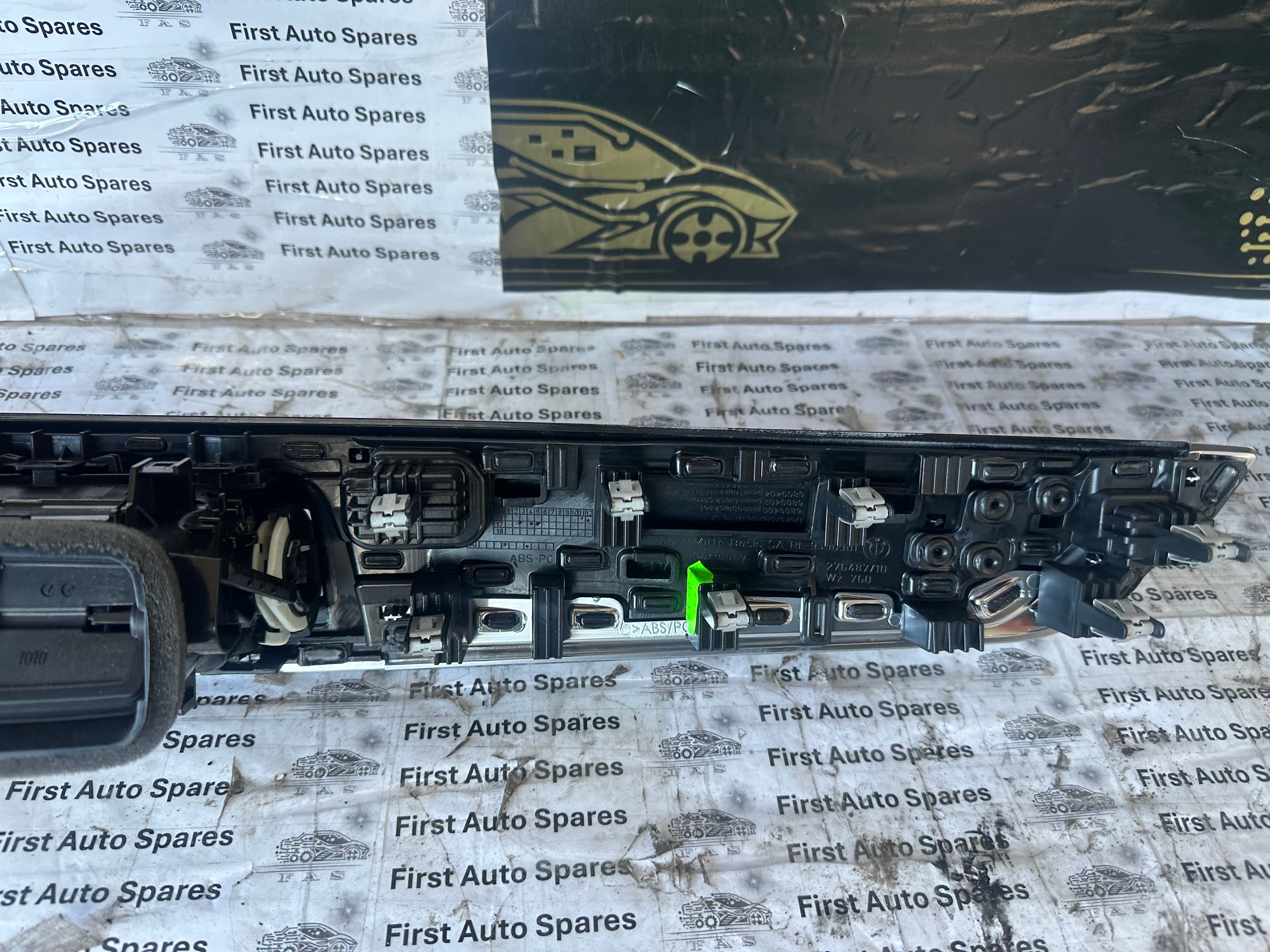BMW 2 Series 220i M Sport Centre Dash Trim 2013–2021 (9347436) (9396301)