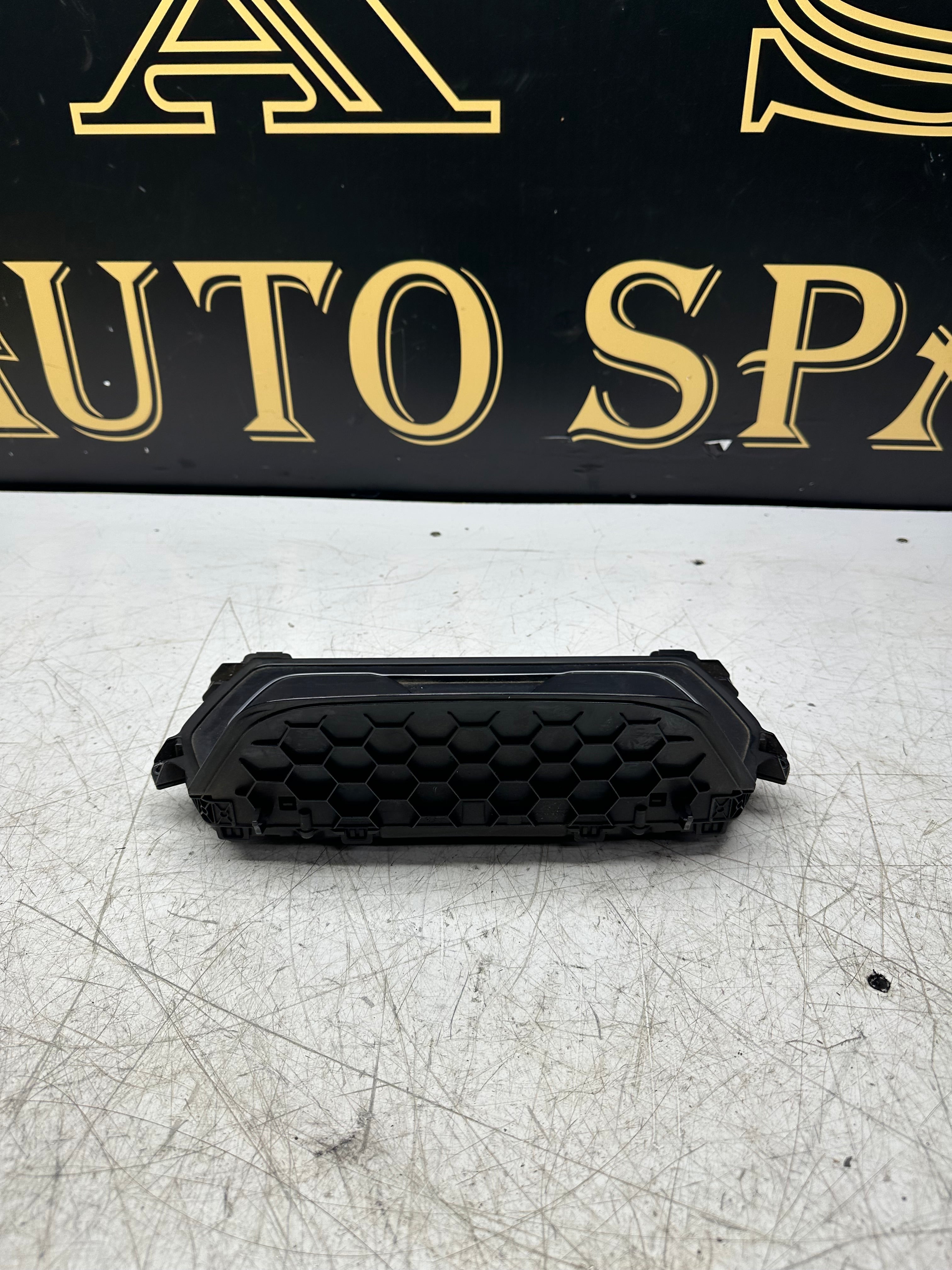 BMW 1 Series / 2 Series F40 F44 Instrument Cluster Speedometer – 8709764