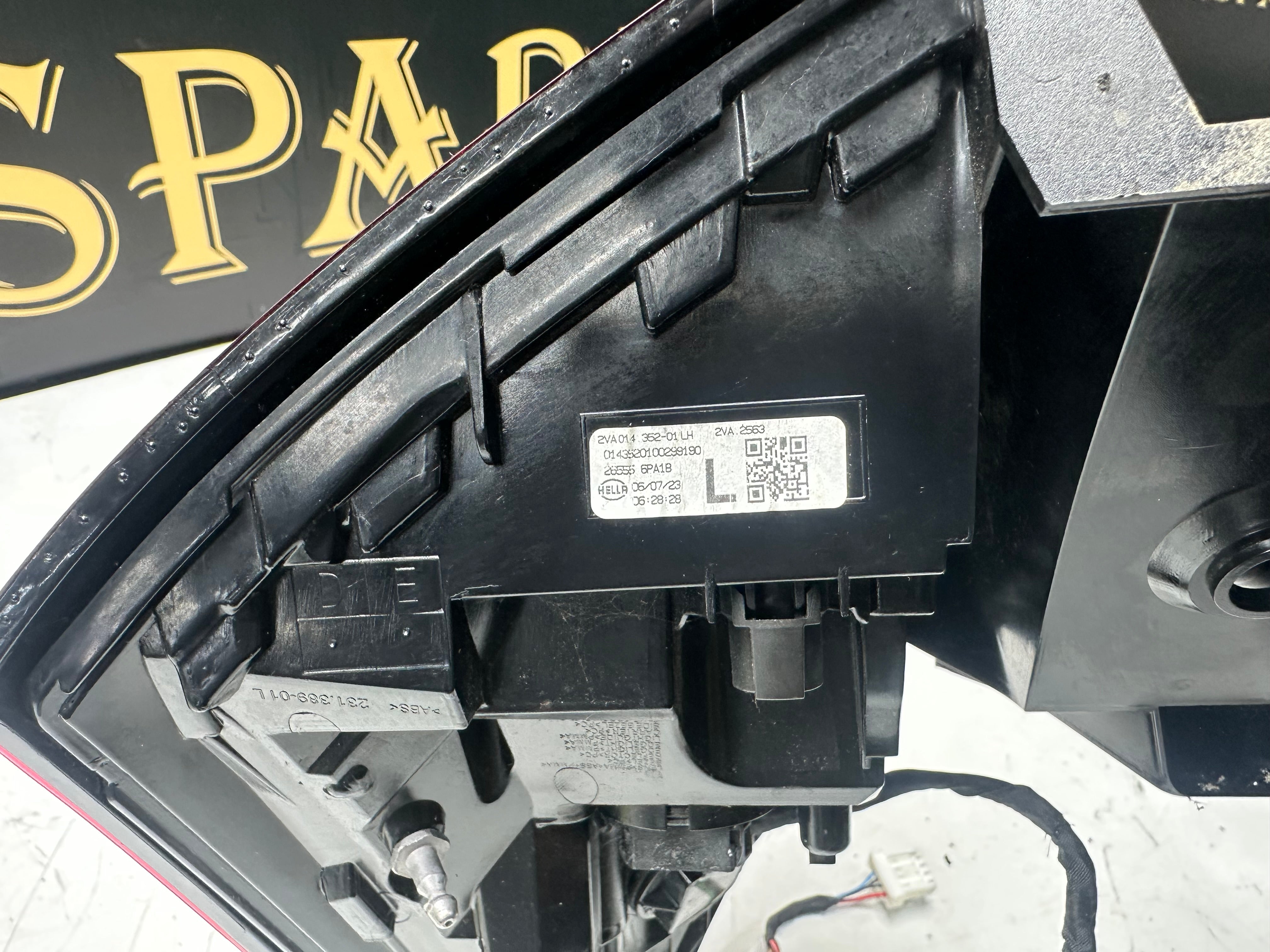 Nissan Juke F16 2019 Left Rear Tail Light (231.389-01L) (2VA014.352-01 LH)