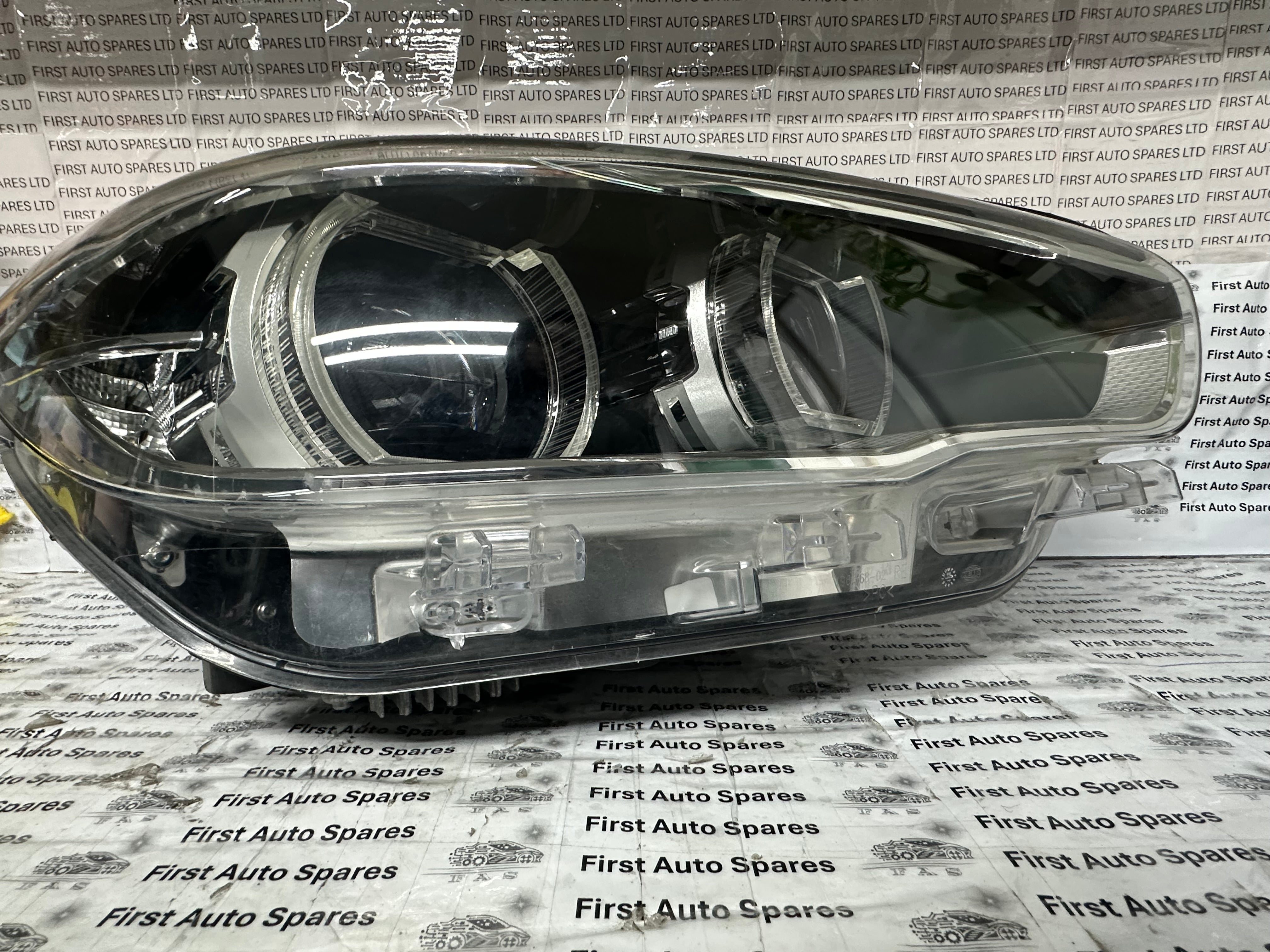 BMW 1 Series F20 F21 Right LED Complete Headlight (7214790-01)