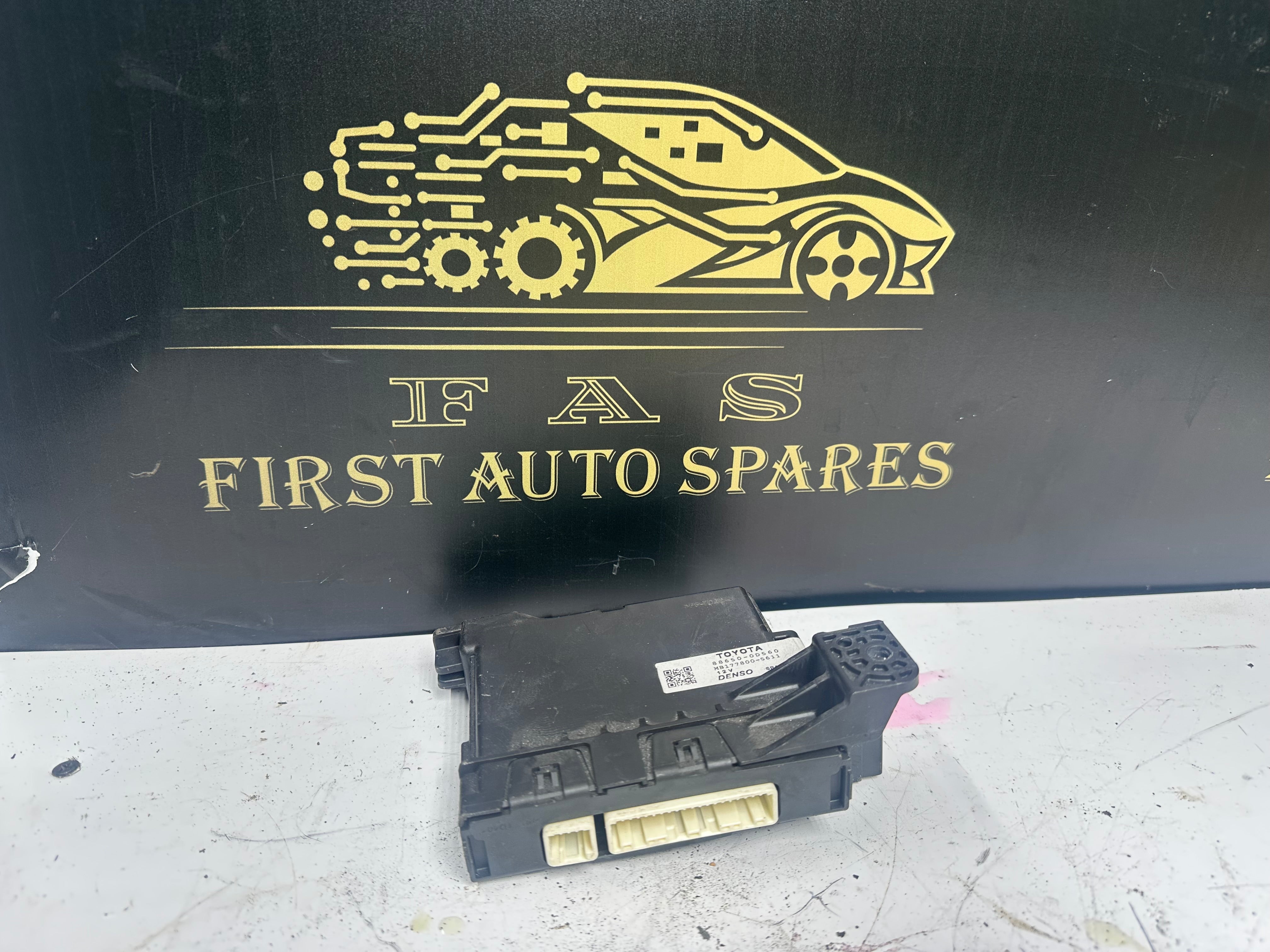 Toyota Module Control Heating Denso (88650-0D560) (MB177800-5611)