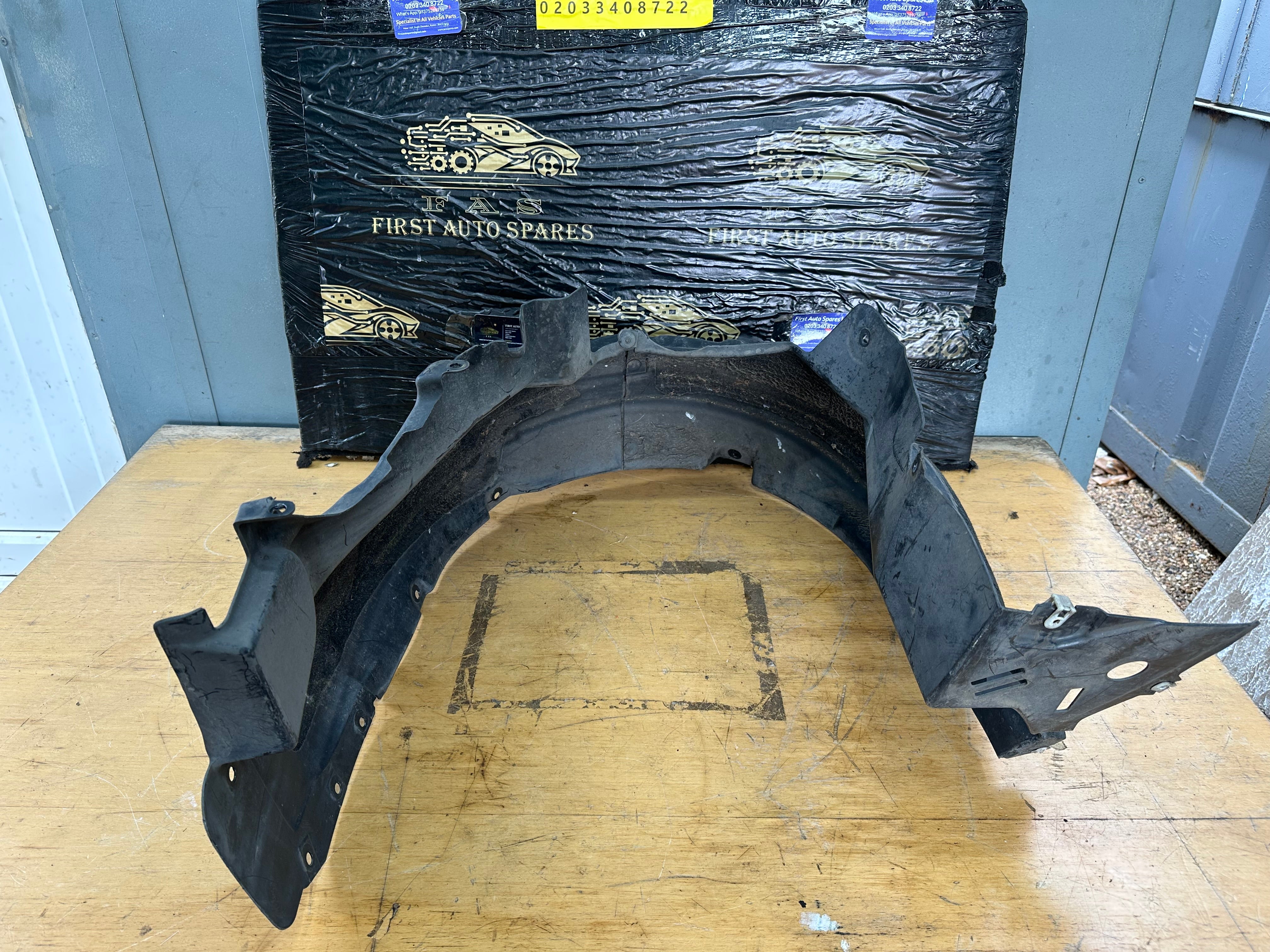 BMW i3 2019 Inner Wing Arch Liner Rear Right Driver Side (7394078)