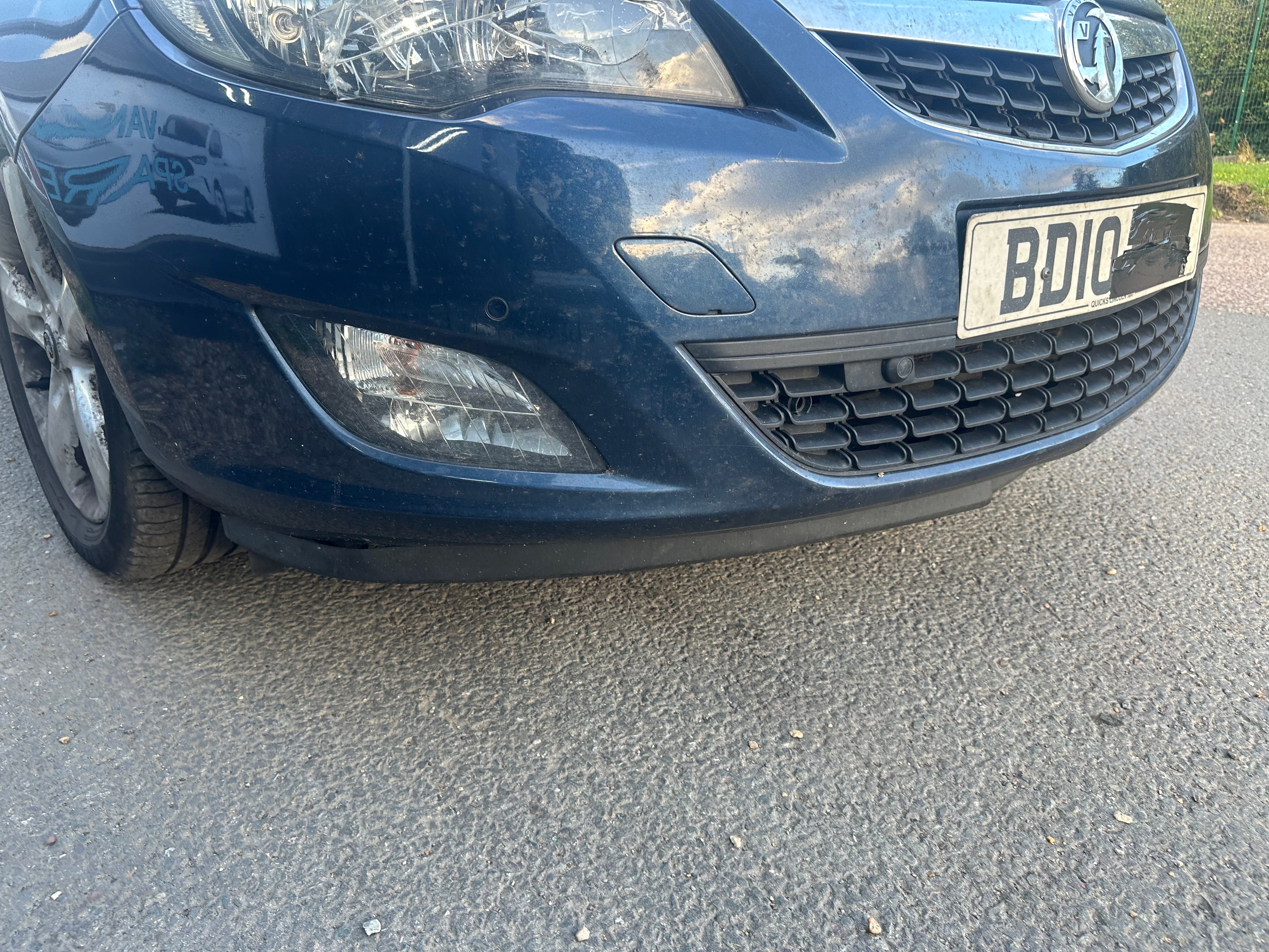 Vauxhall Astra SRi CDTi 2010 For Parts or Full Vehicle Sale (Price For A Wheel Nut Only)