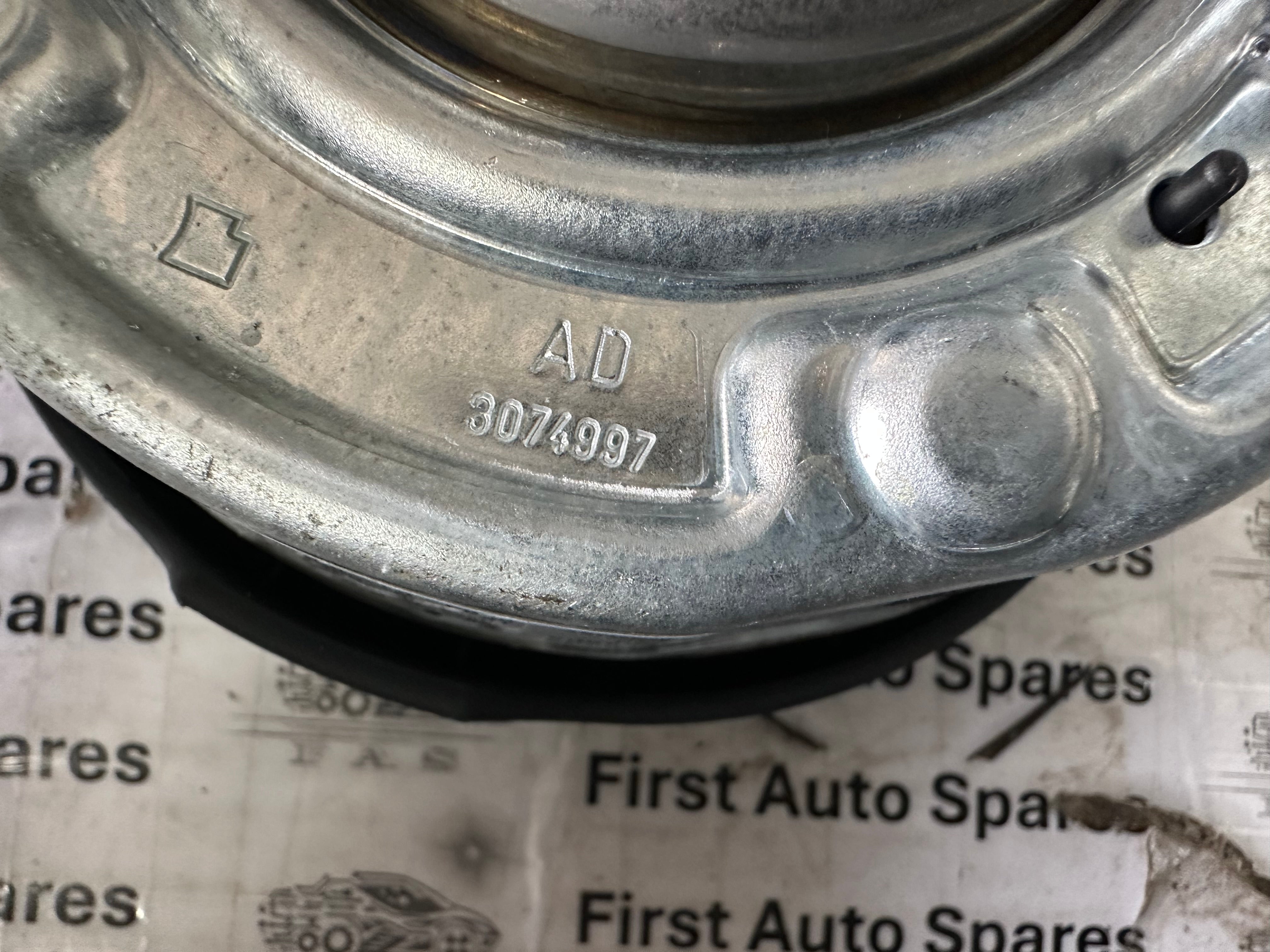 BMW X1 F48 X2 F39 Driver’s Steering Wheel Aiirbag (33687754103)