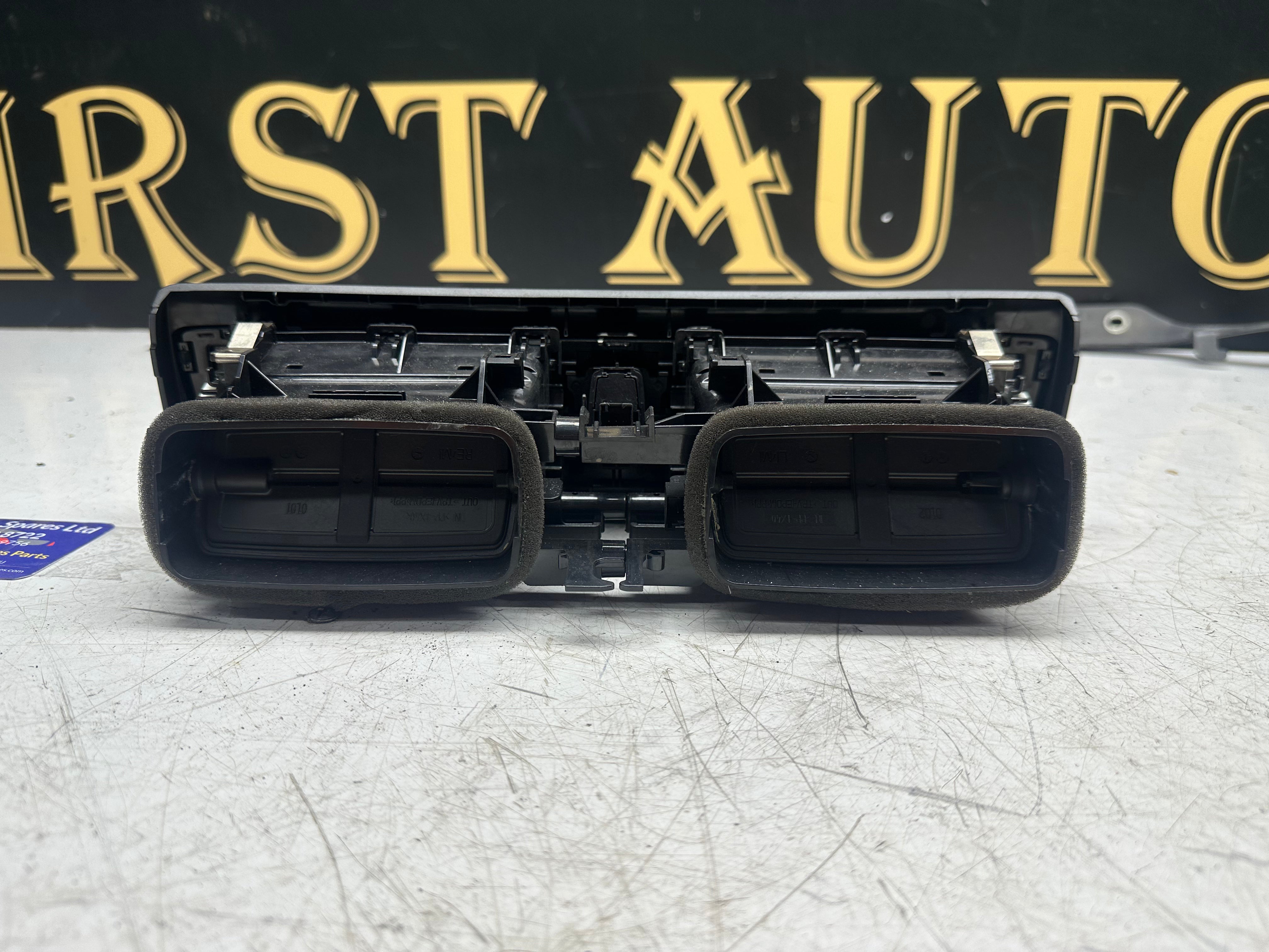 BMW 1 Series F20 Centre Dashboard 2015–2019 (931794402)