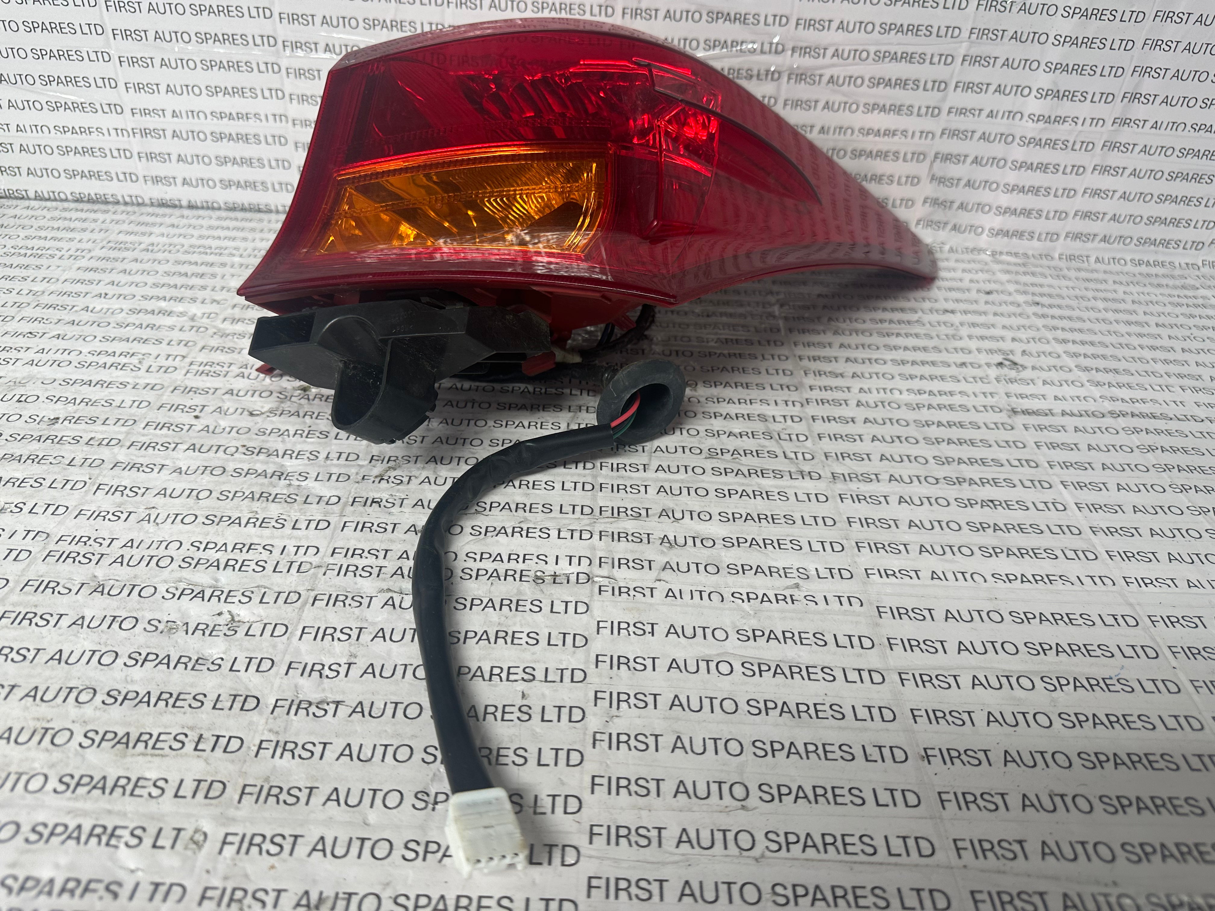 Toyota Auris 2013 Hatchback O/S/R Right Rear Light (02-258)