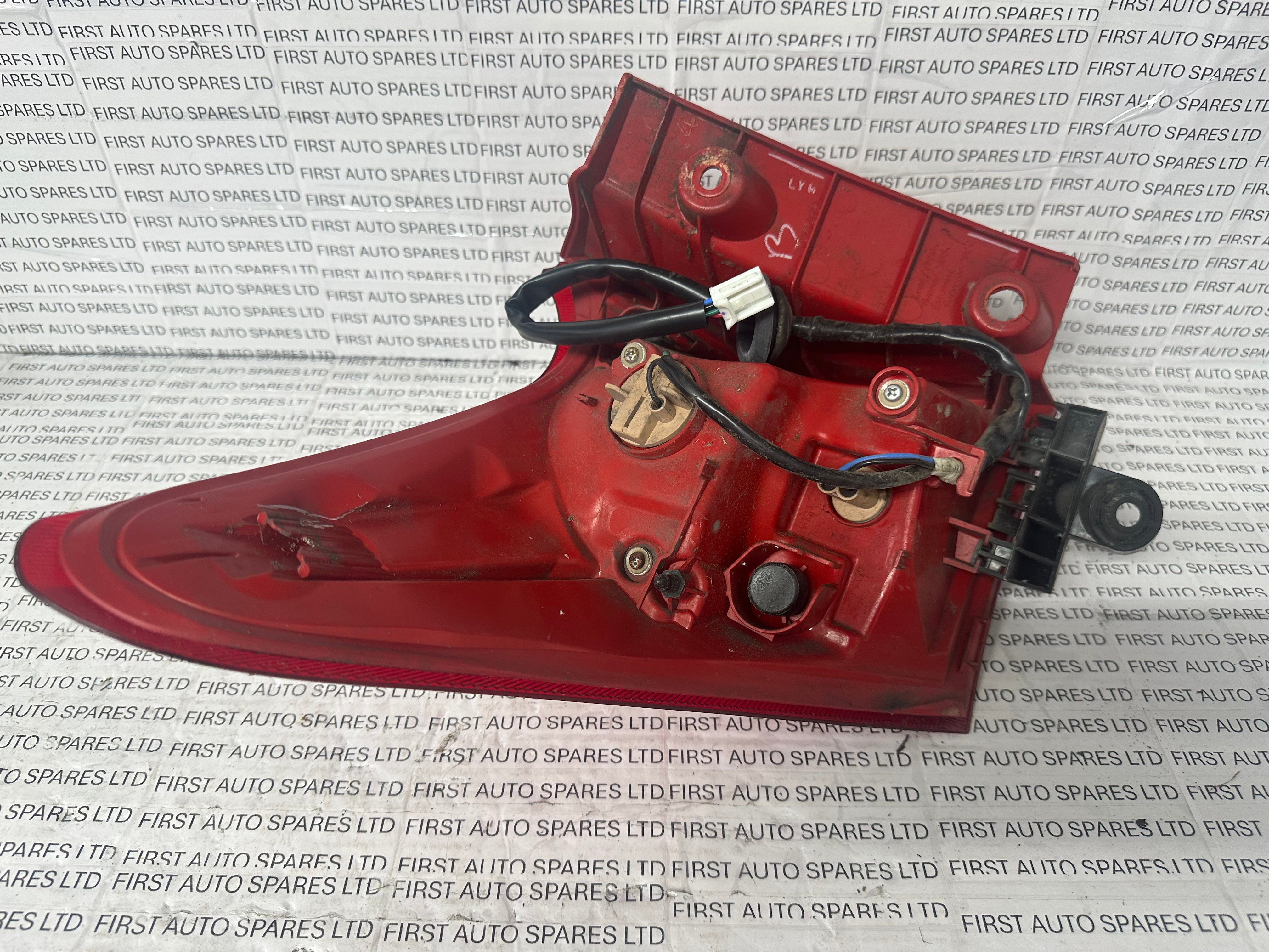 Toyota Auris 2013 Hatchback O/S/R Right Rear Light (02-258)