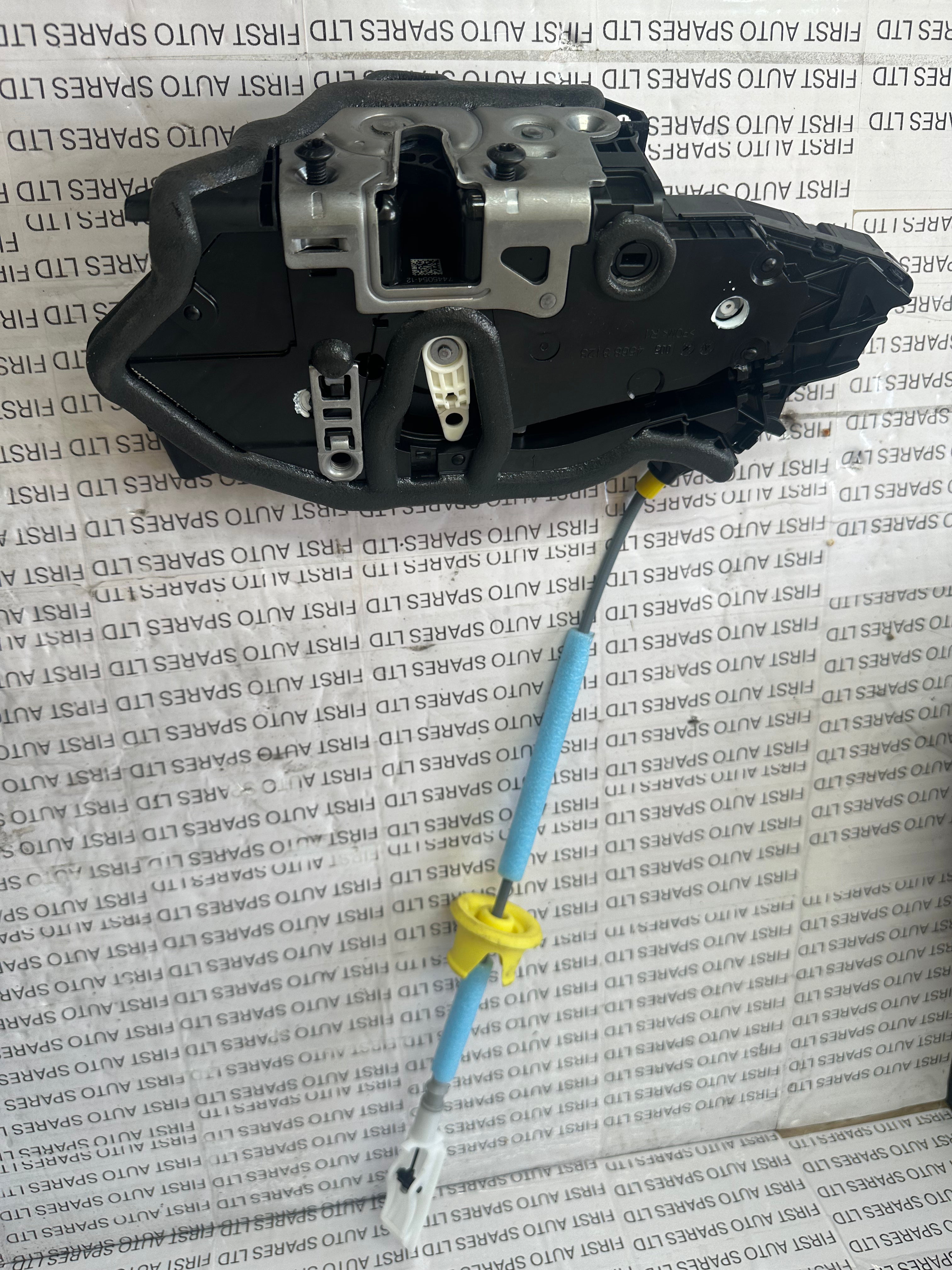 BMW G20 Right Rear Side Door Lock 7445054