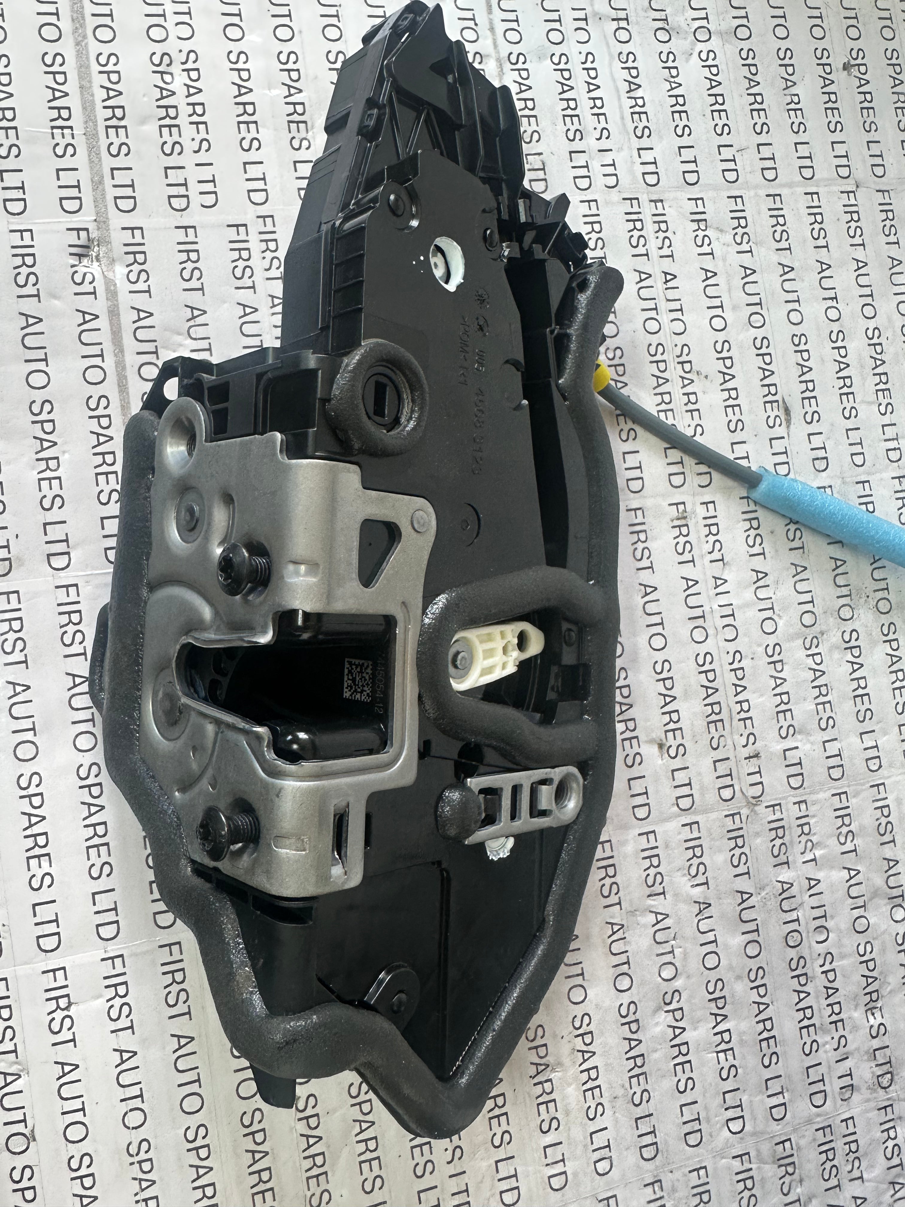 BMW G20 Right Rear Side Door Lock 7445054