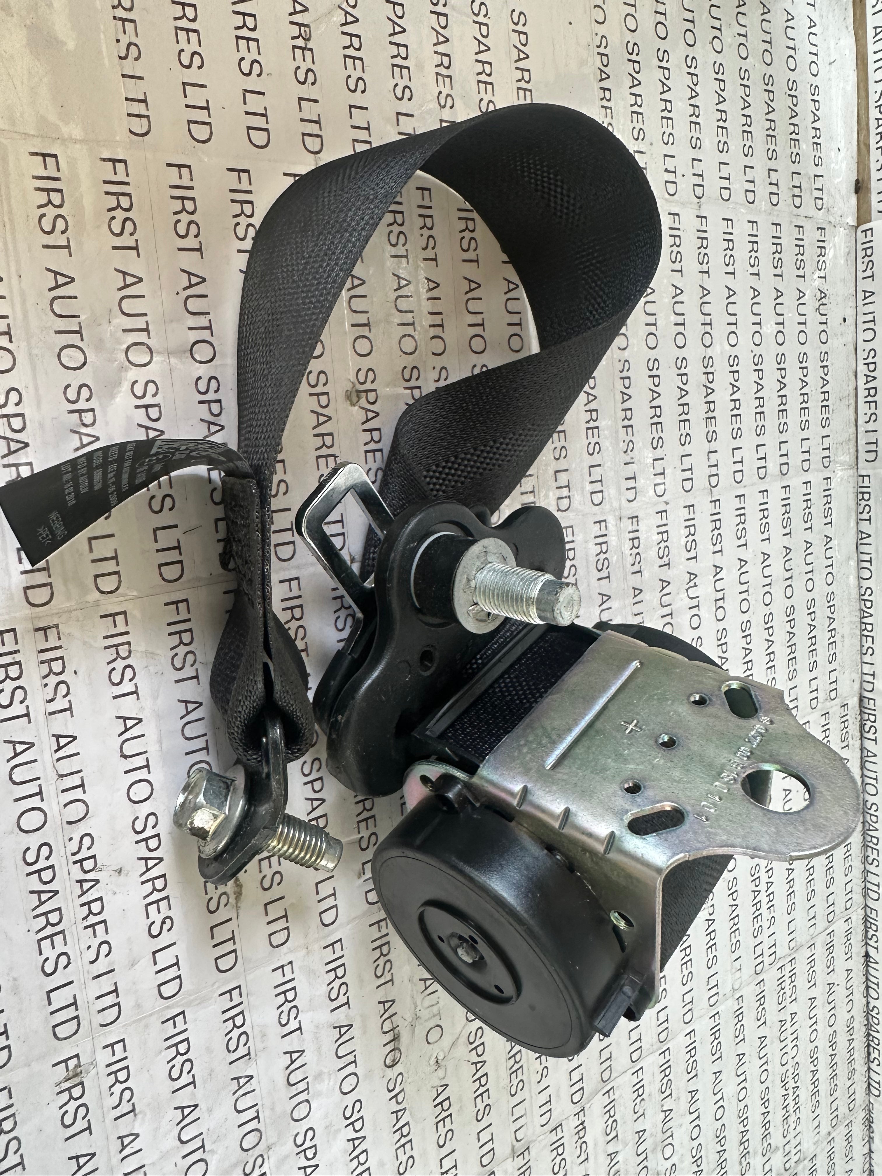 Nissan Juke 2018 Left Rear Seat Belt (630748200A)