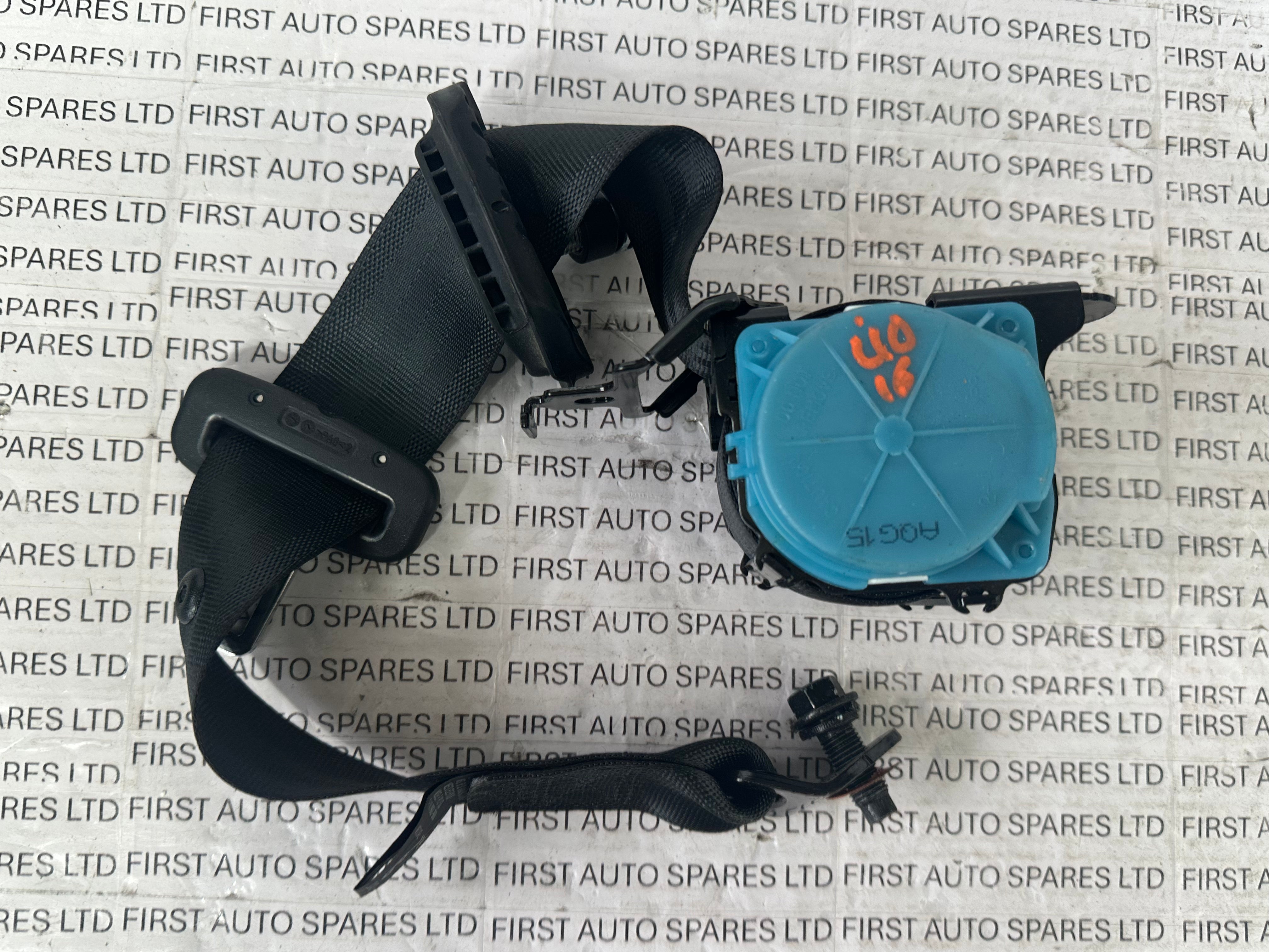 Hyundai i10 2016 Front Right Seatbelt - (89820-B9000)