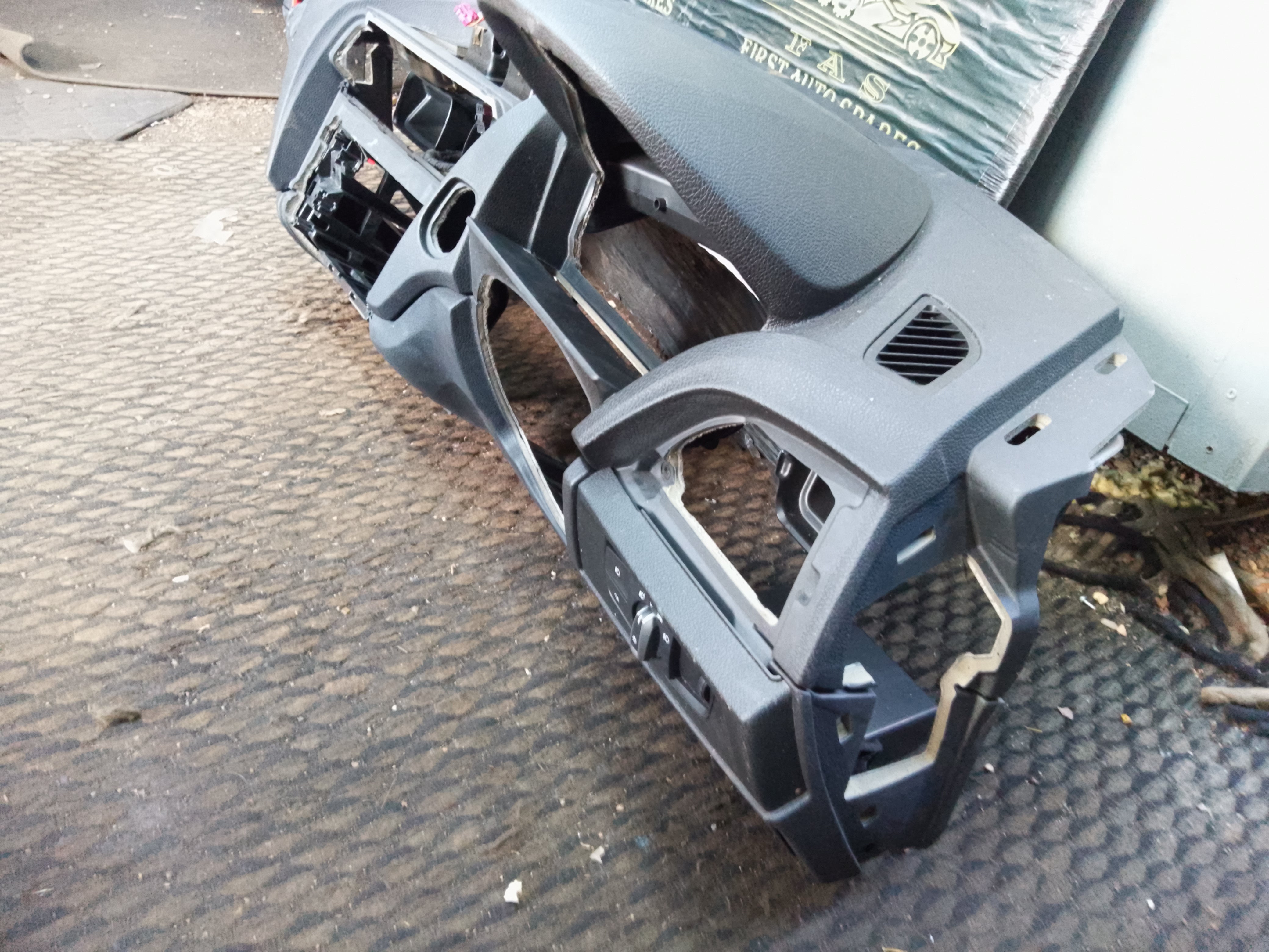 BMW 1 Series F20 Pre-LCI Dashboard (2011–2015)