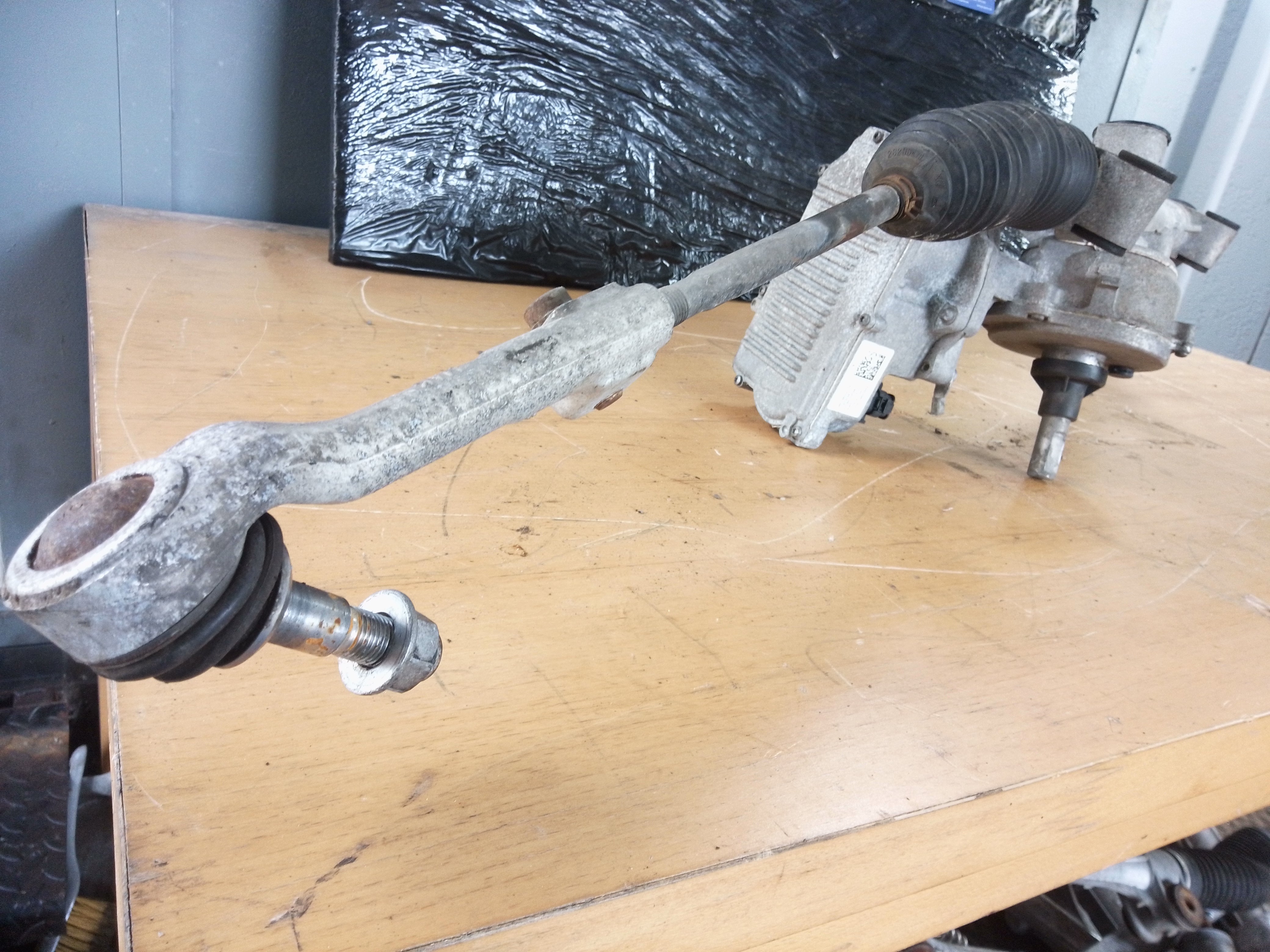 BMW i3 2016 Steering Rack (38019600)