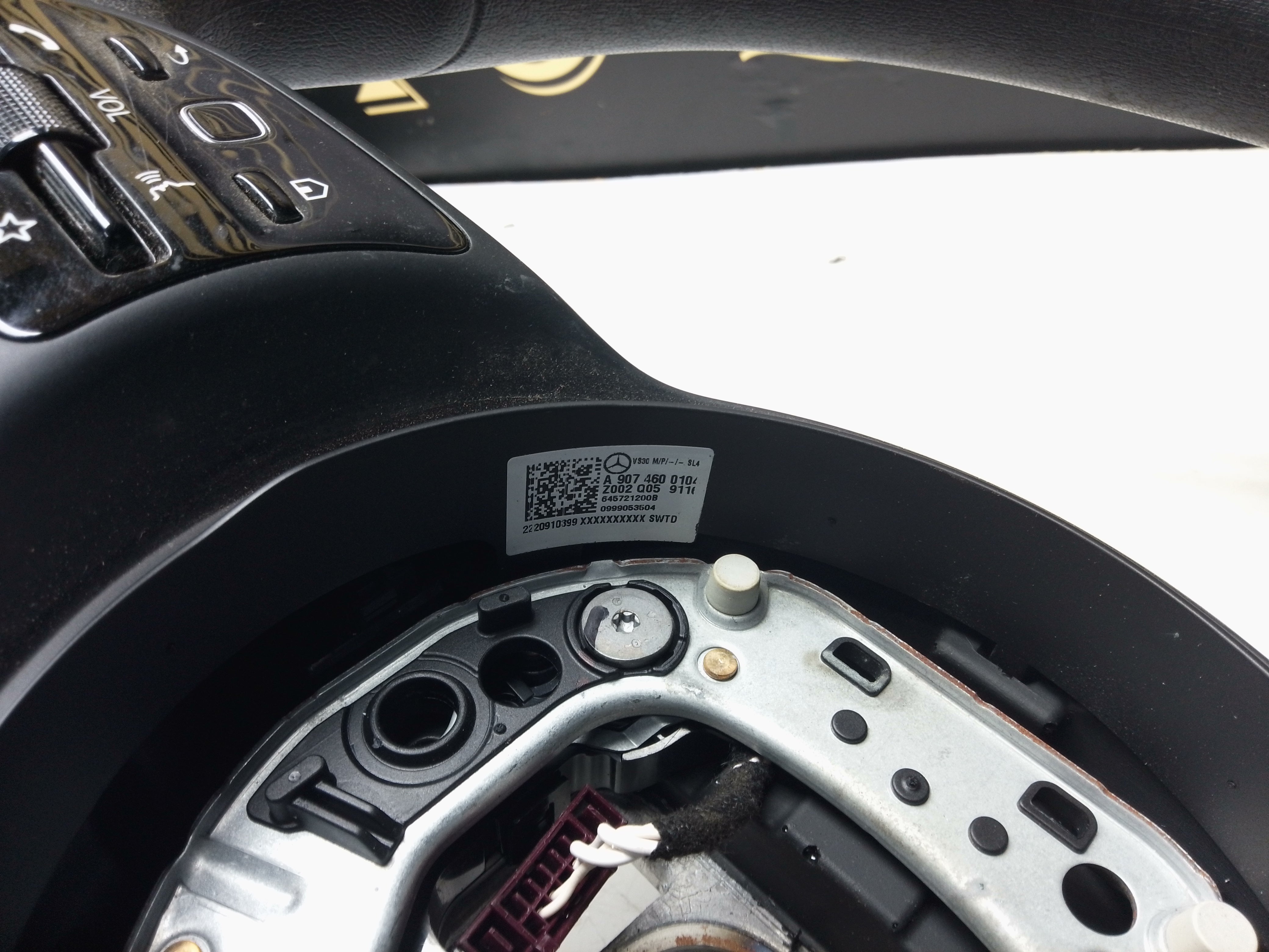 Mercedes Sprinter W907 2021 Multifunctional Steering Wheel (A9074600104)