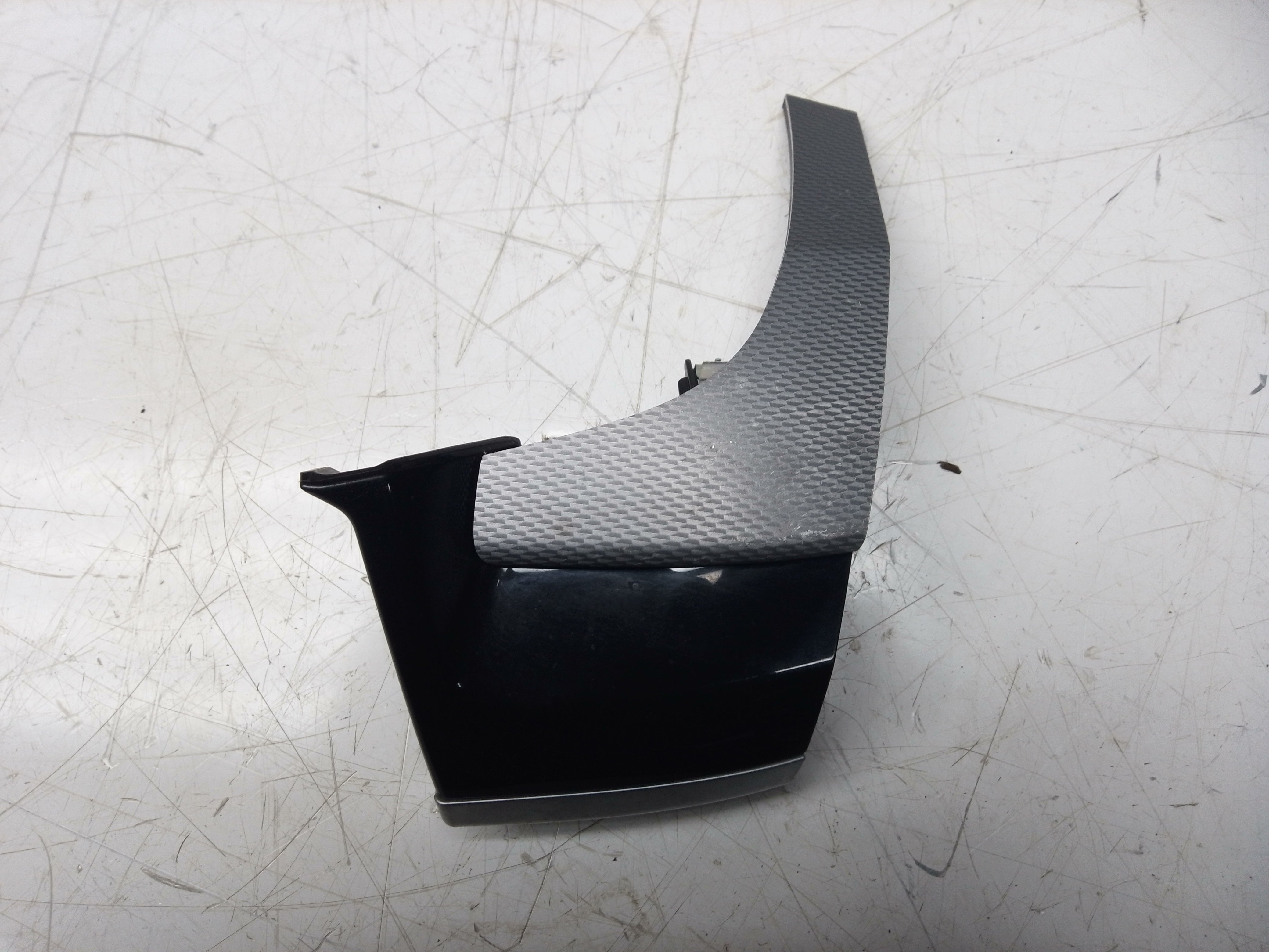 BMW X5 F15 2015 RHD Right Side Panel Trim Cover (805856902)