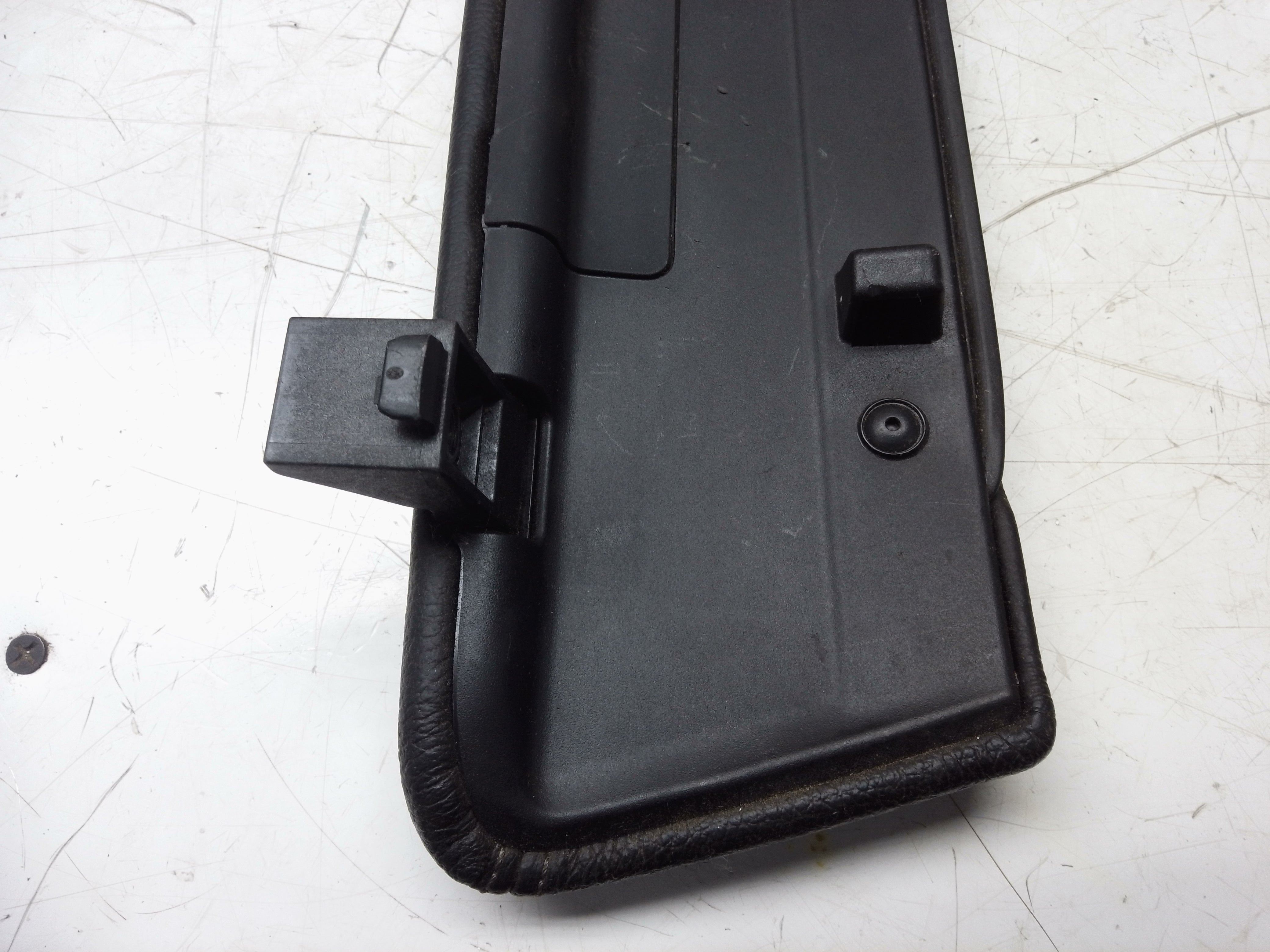 BMW 5 Series G30 G31 Both Center Console Leather Armrest (9918019371)