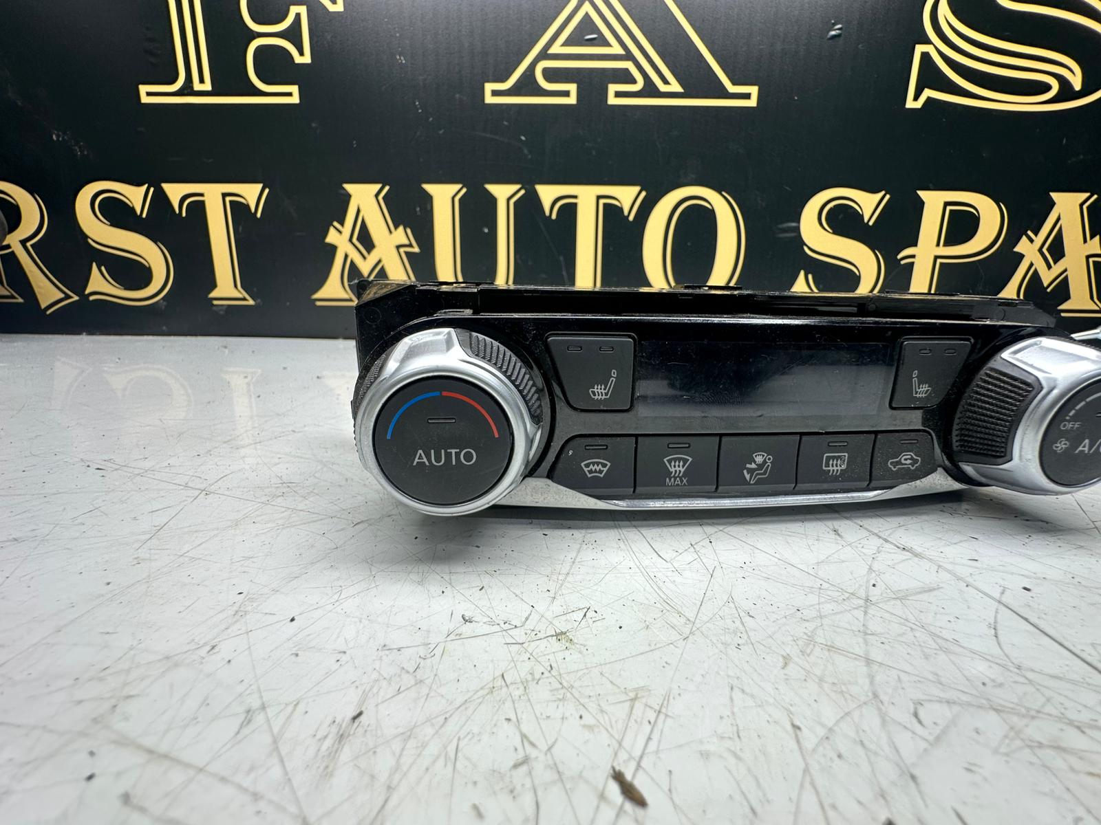 Nissan Juke Tekna 2020 Heater Climate Control Panel (27500-6PC0A) (275006PC0A--C)