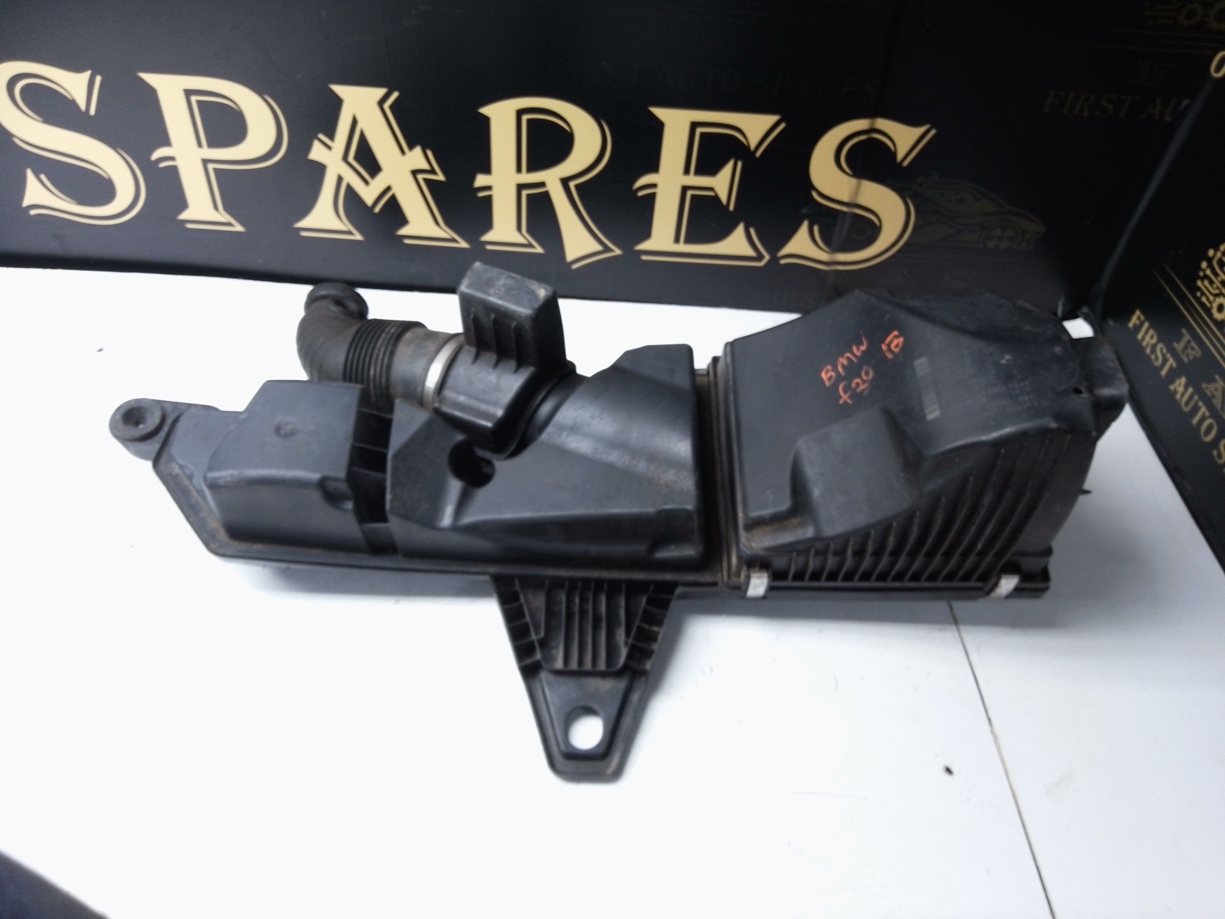BMW 1 & 3 Series 116i F20 F21 F30 1.6 Petrol Air Filter Box Housing (7597582)