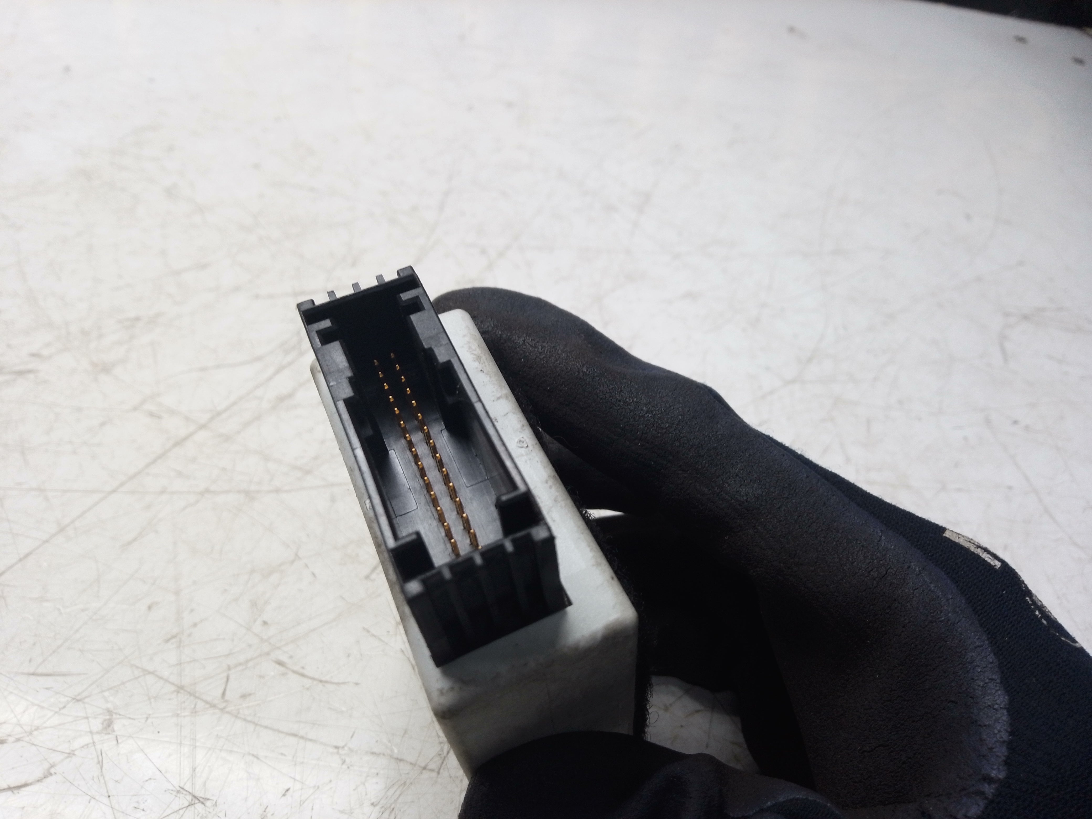 BMW X5 F15 2016 Air Suspension Control Unit Module (1E0656)
