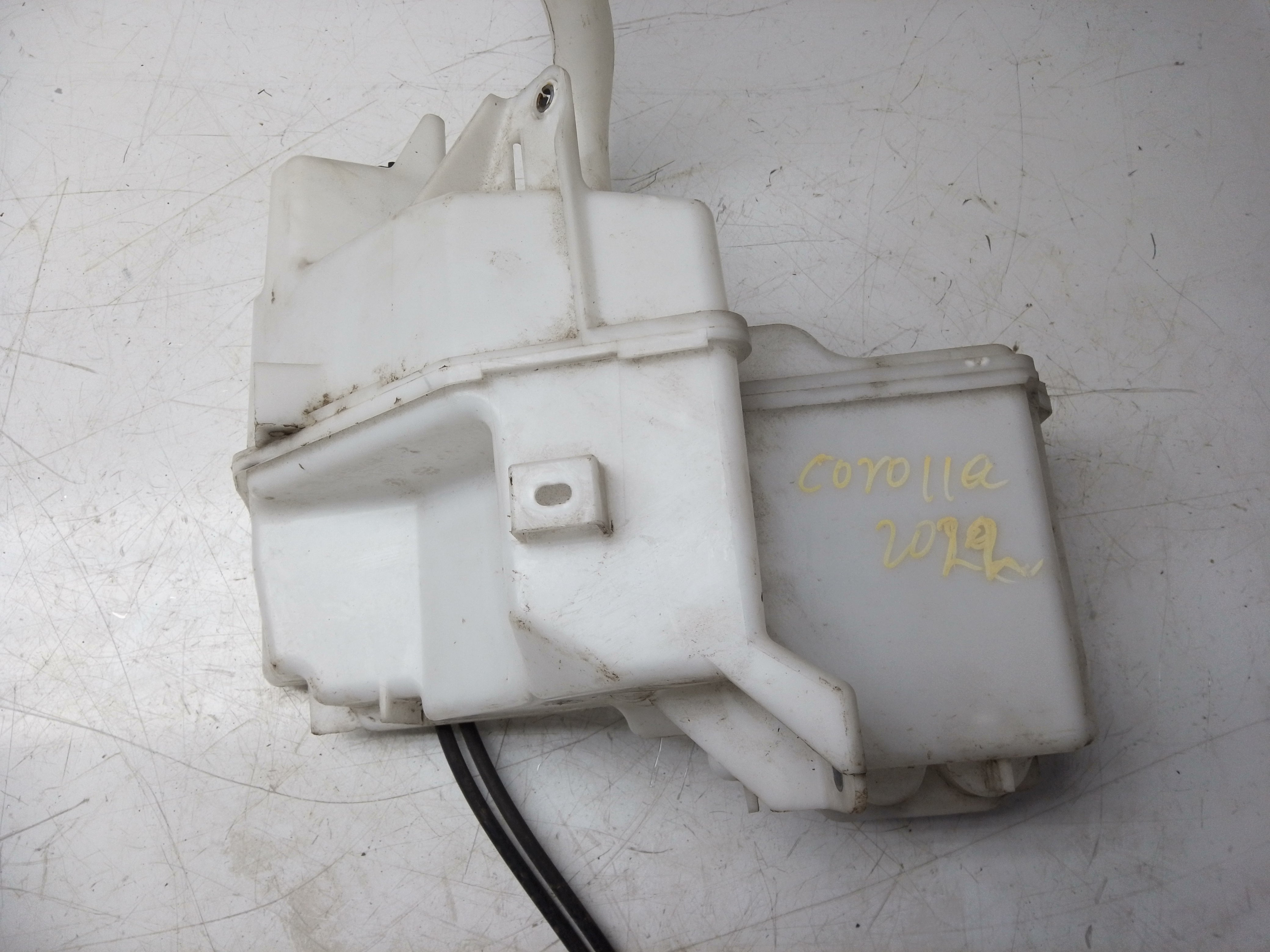 Toyota Corolla 2021 Window Washer Tank (85310-02720) (85301-02272)