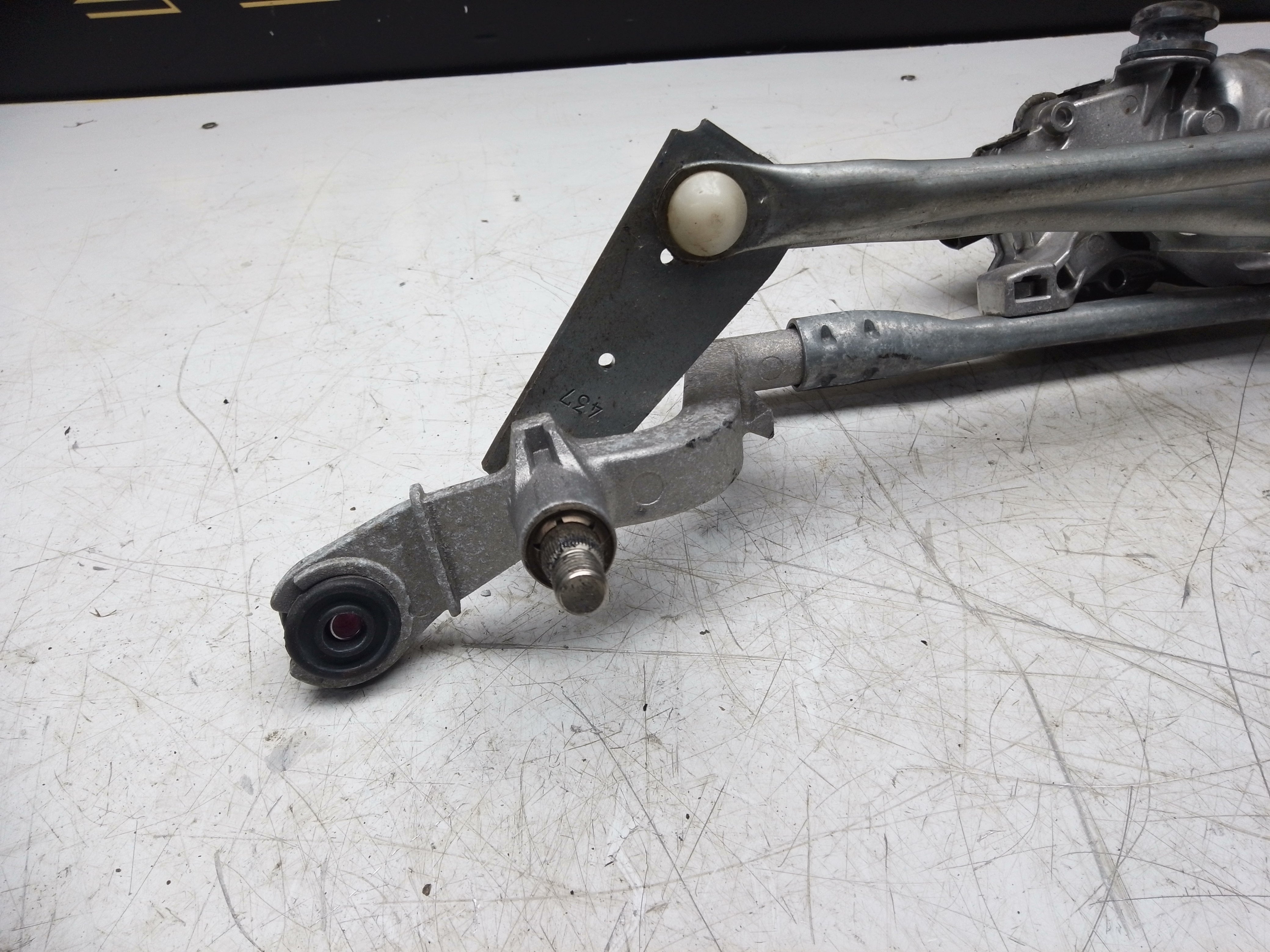 Toyota Aygo X 2020–2025 Front Wiper Motor & Linkage (85110-K0110)