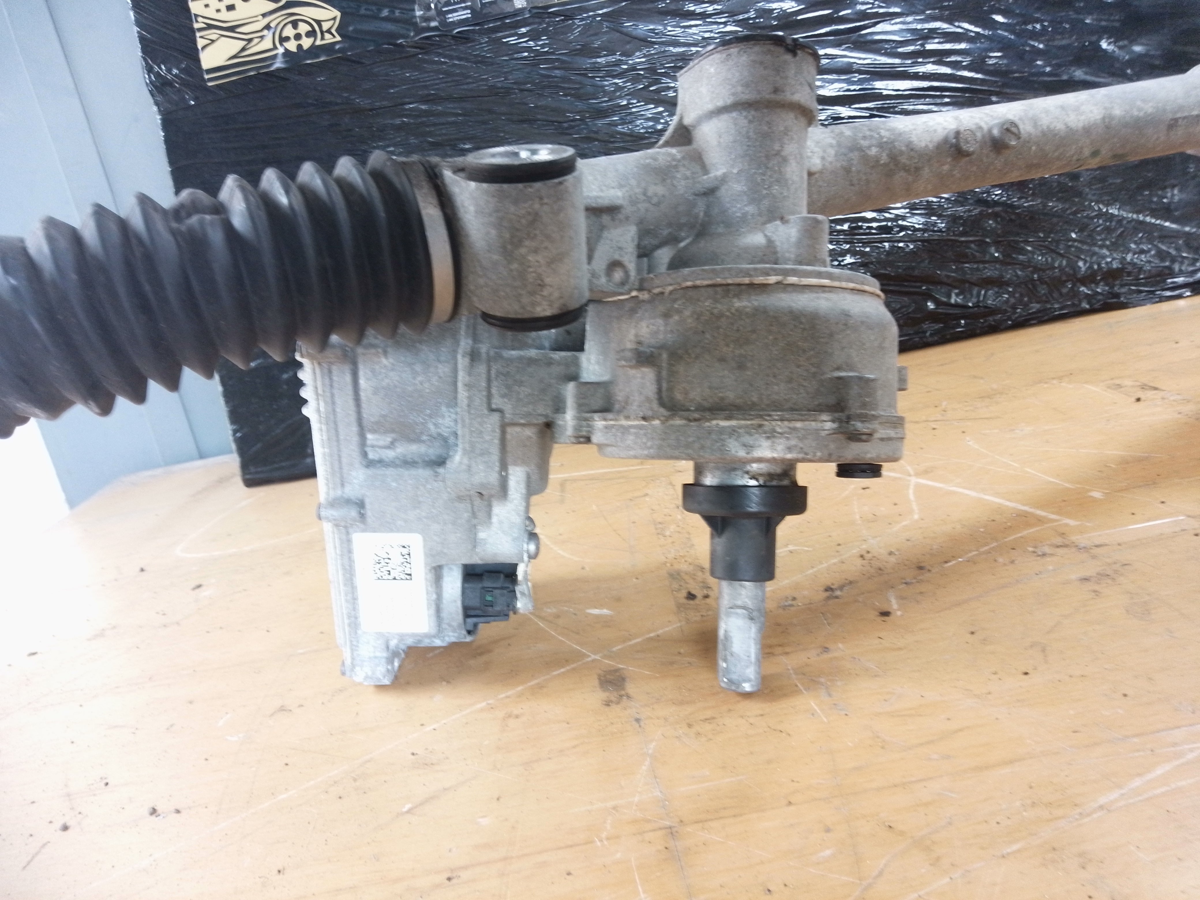 BMW i3 2016 Steering Rack (38019600)