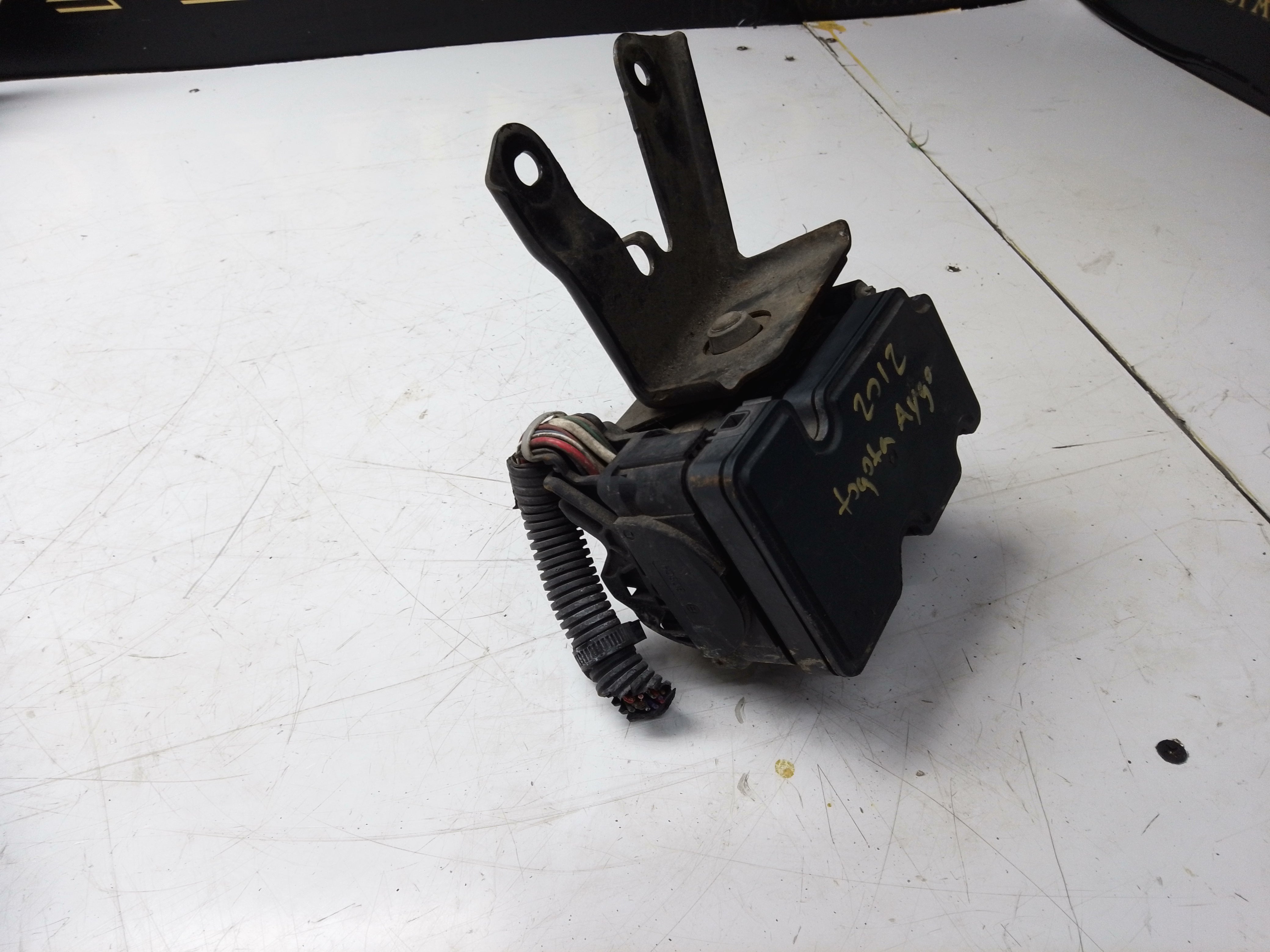 Toyota Aygo 2012 ABS Pump (2265106496)