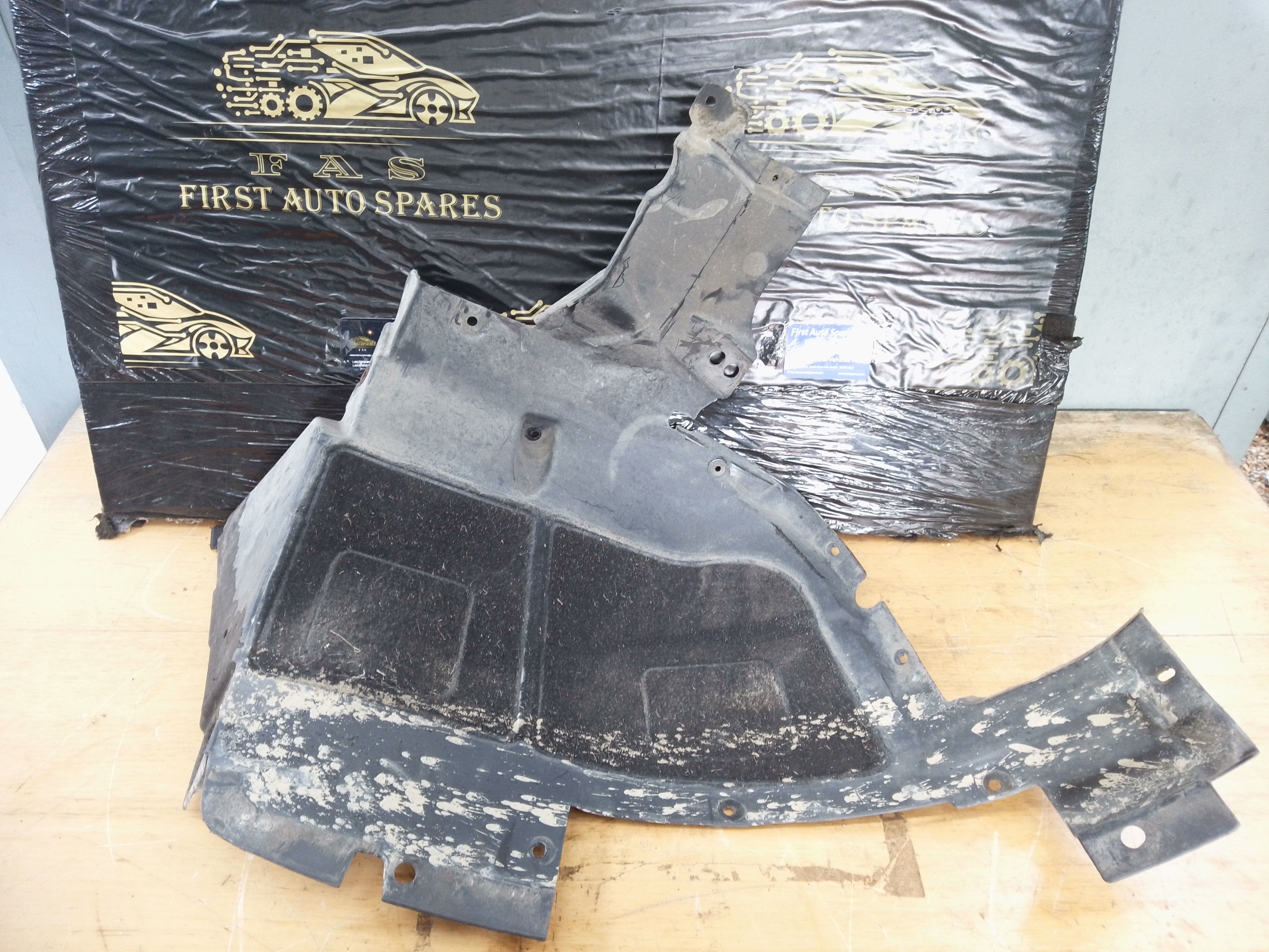 BMW X5 F15 F85 Cover Front Left Rear Wheel Arch (183114-10 / 7291197)