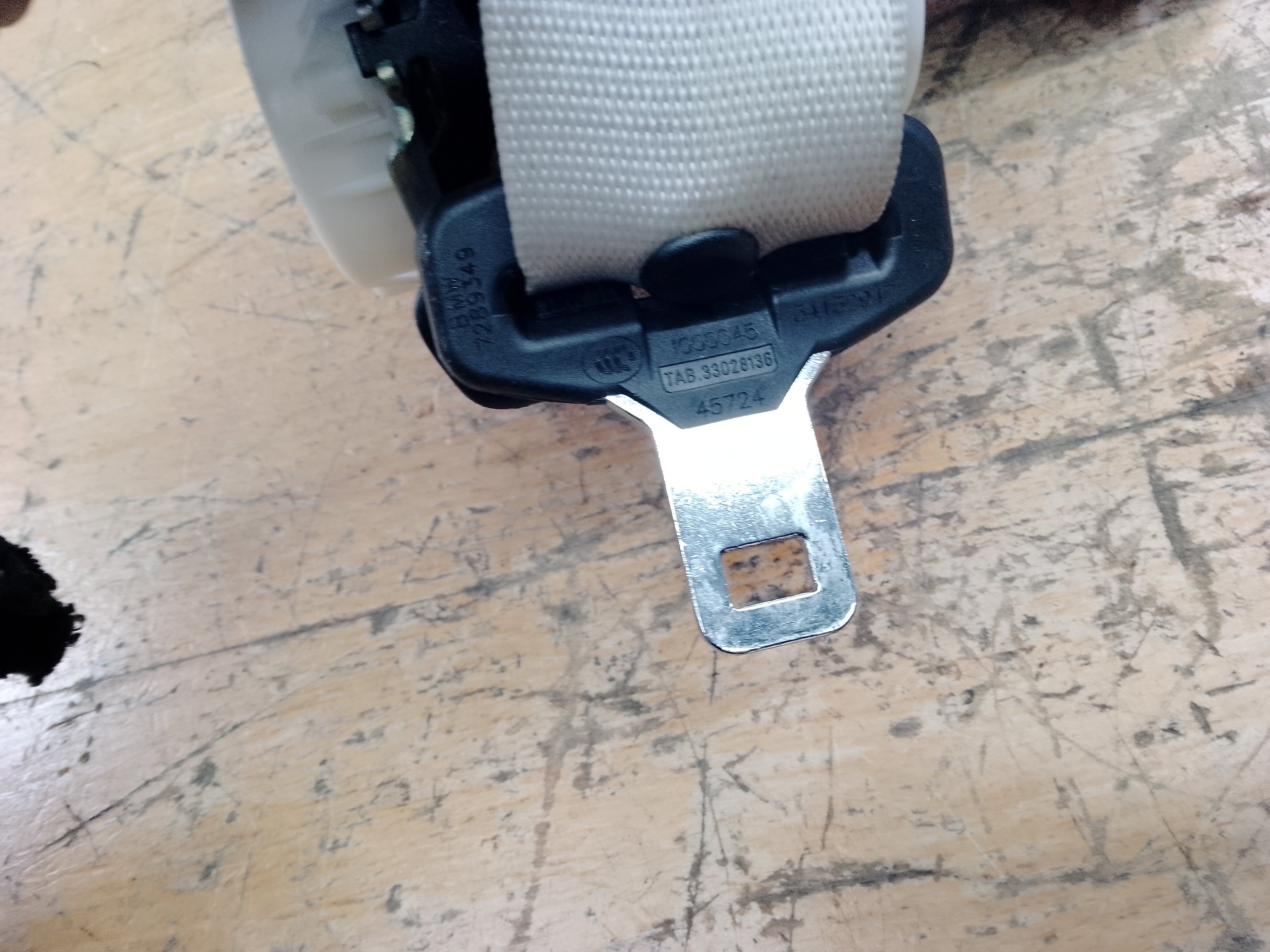 BMW 6 Series F06 Driver’s Right Rear Seat Belt Seat Belt (34132947A) (34133149A)