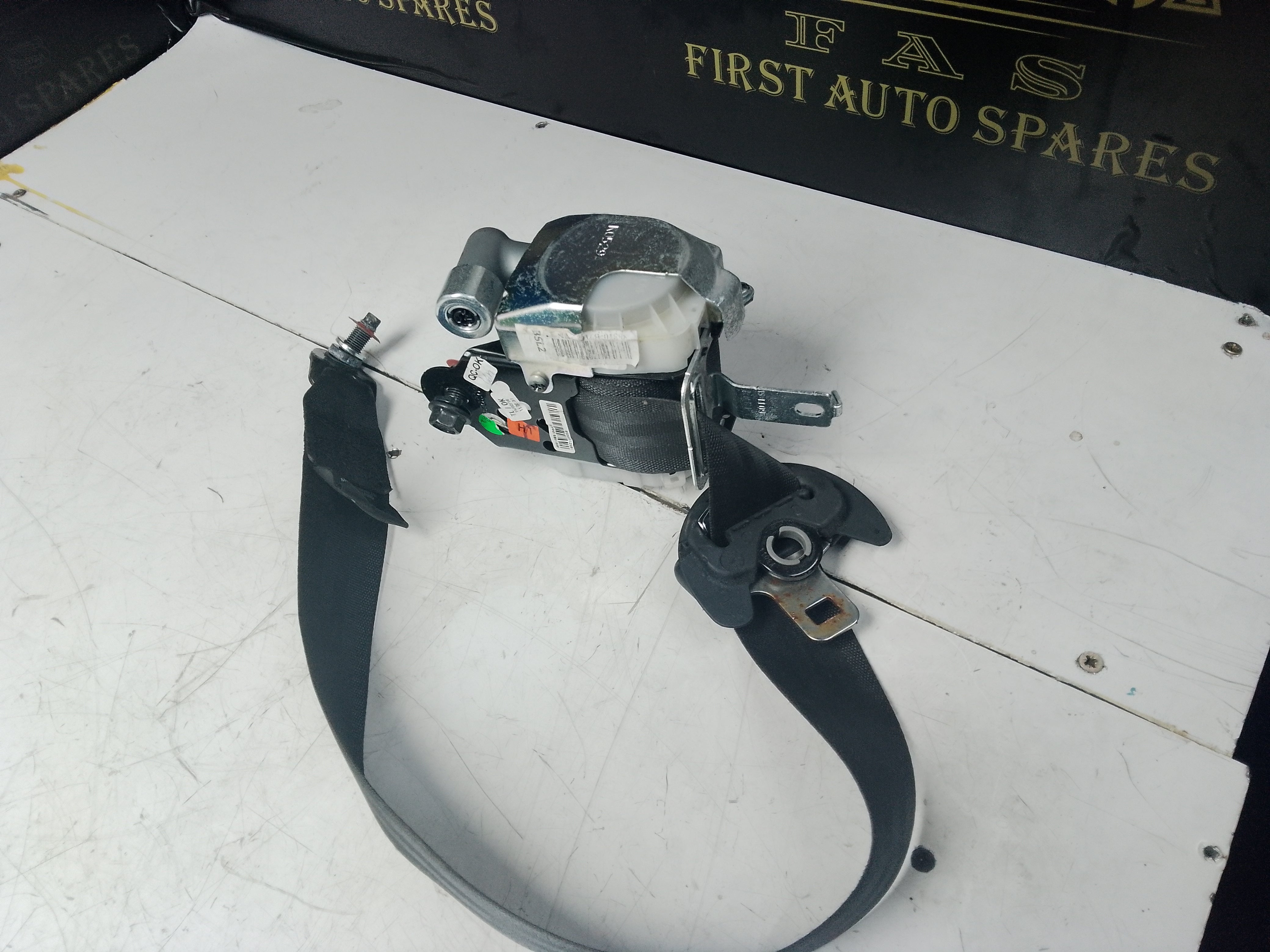 Hyundai i10 Mk2 2013-2019 Passenger Left Front Seat Belt (88810/20-B9100)